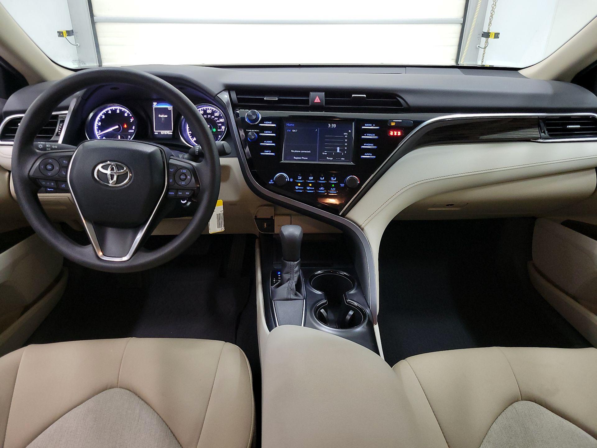 Thumbnail: 2018 Toyota Camry - 9