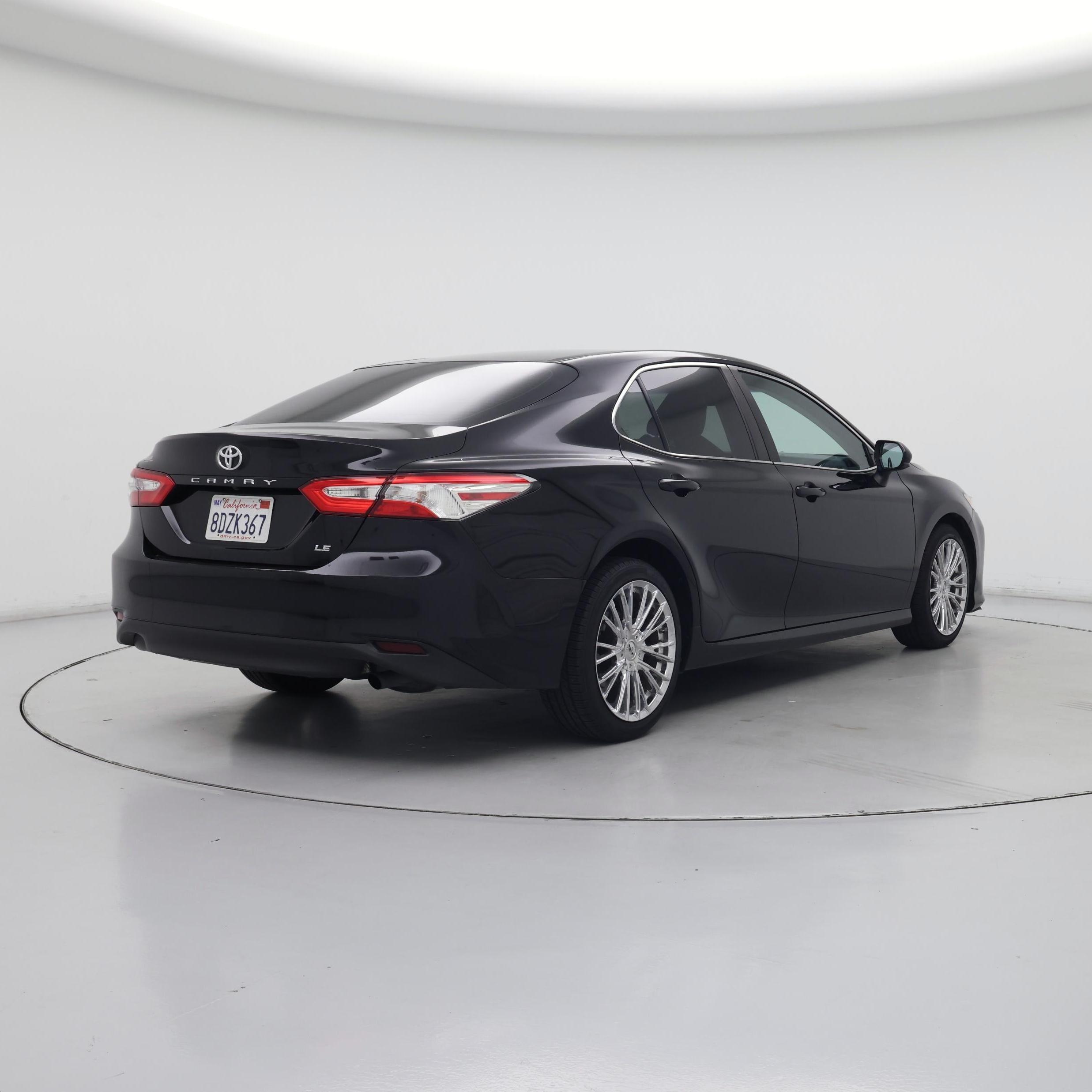 Thumbnail: 2018 Toyota Camry - 8