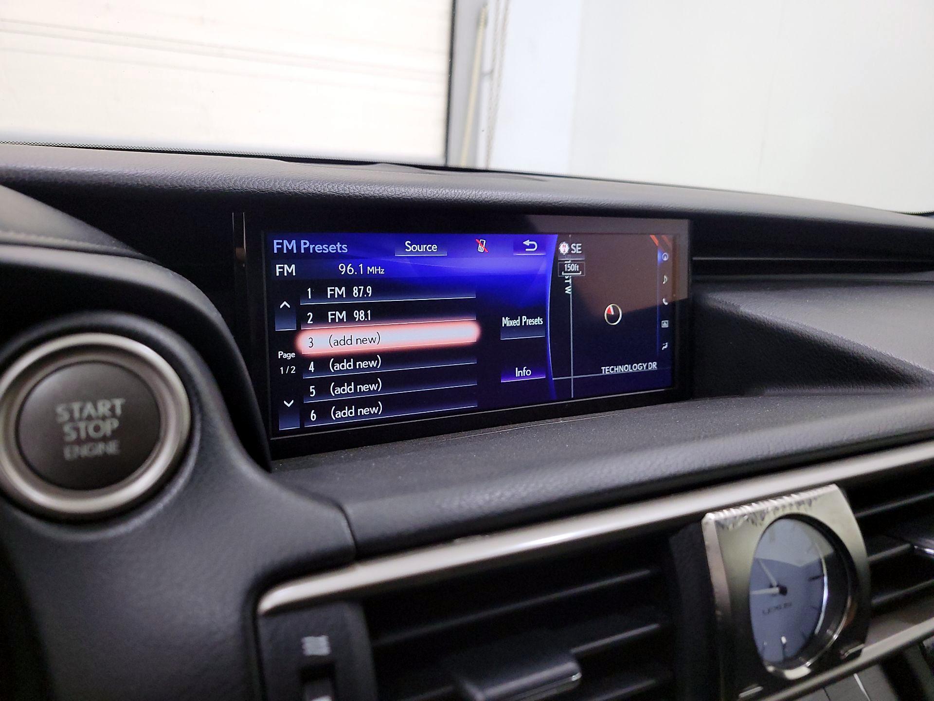 Thumbnail: 2017 Lexus IS - 15