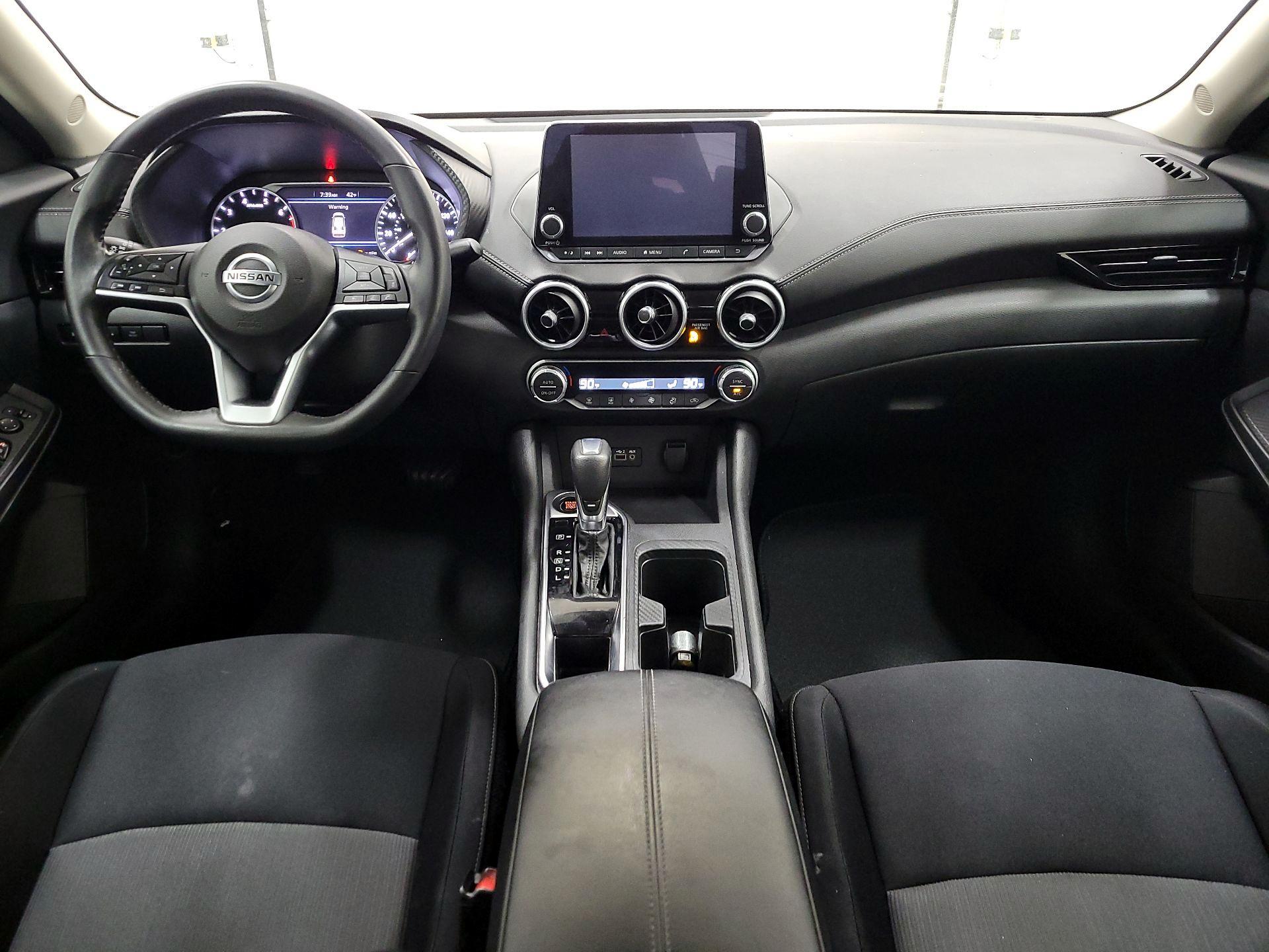 Thumbnail: 2020 Nissan Sentra - 9