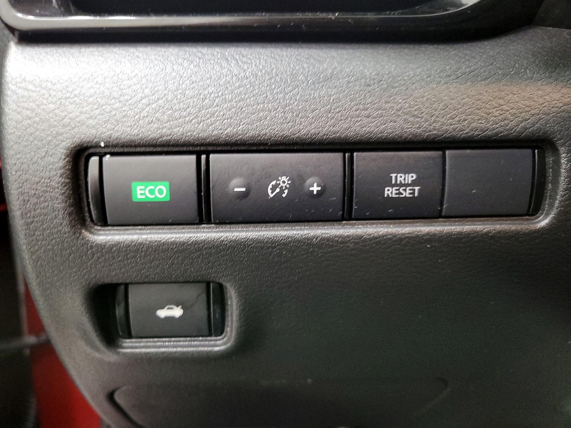 Thumbnail: 2020 Nissan Sentra - 13