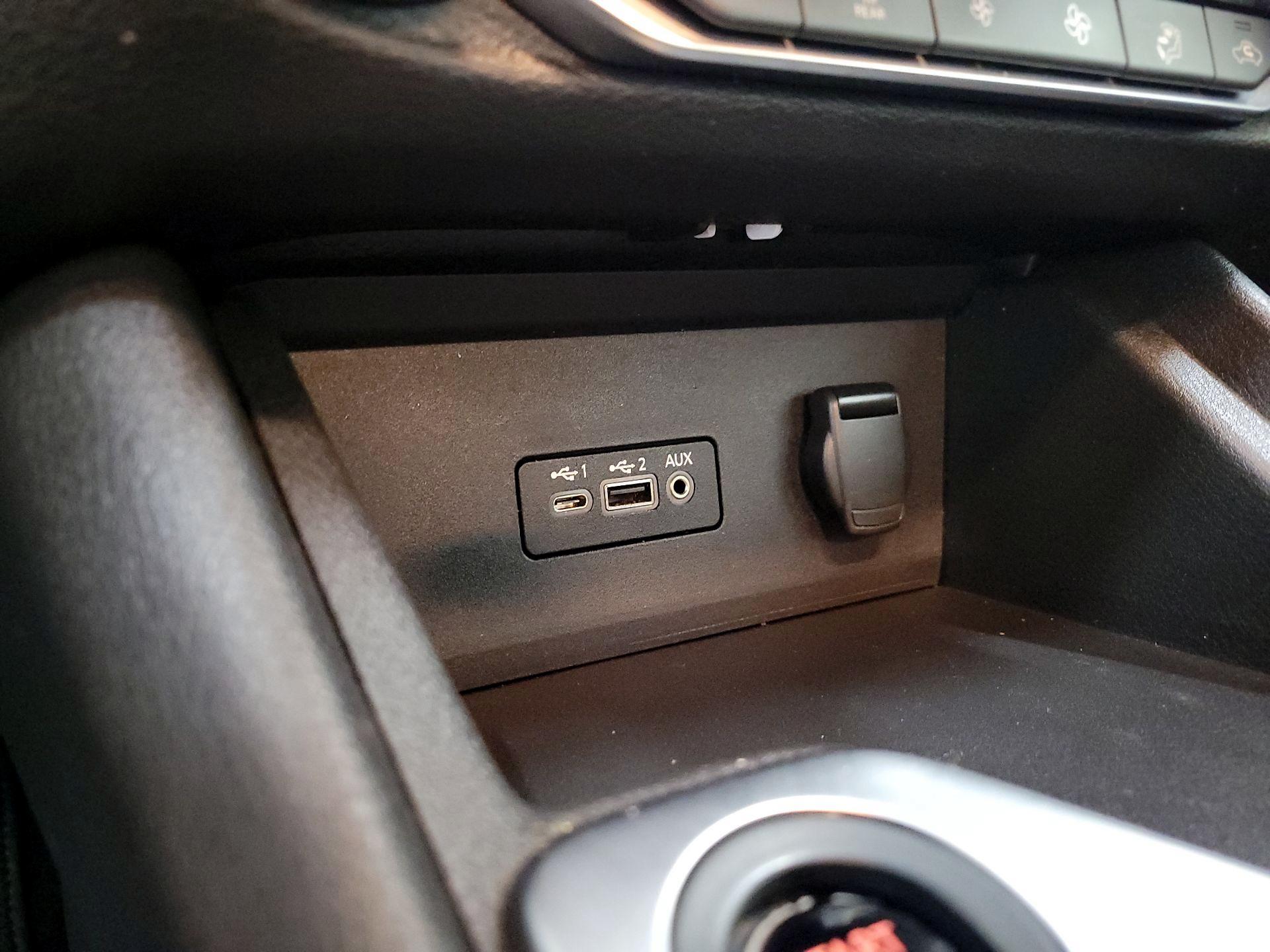 Thumbnail: 2020 Nissan Sentra - 18