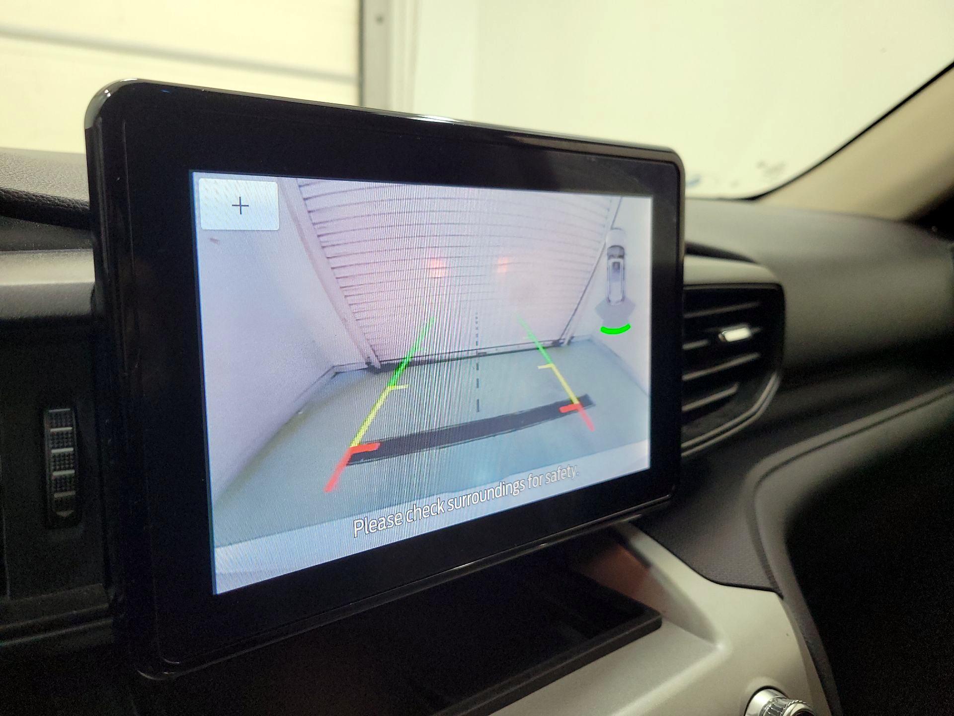 Thumbnail: 2021 Ford Explorer - 14