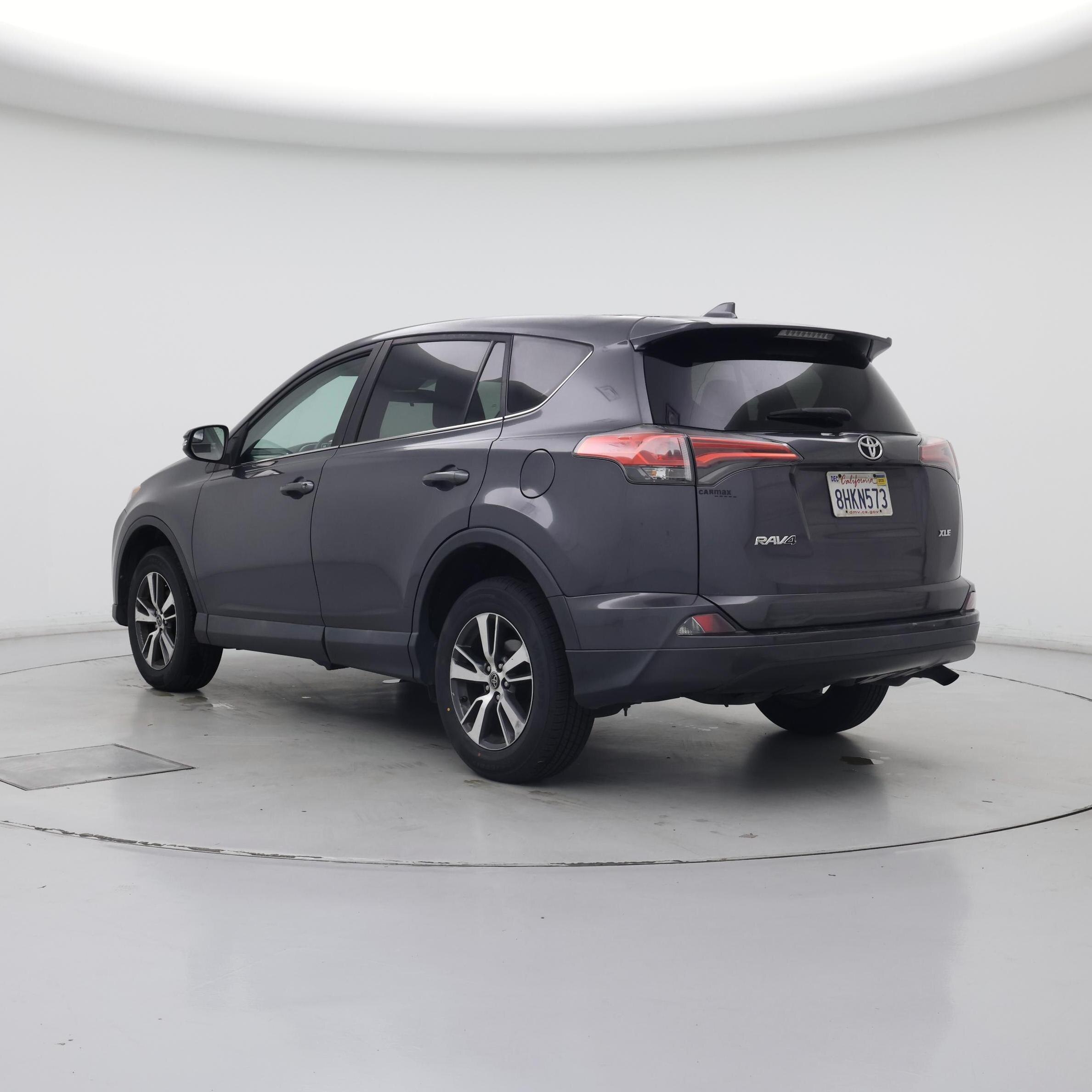 Thumbnail: 2018 Toyota RAV4 - 2