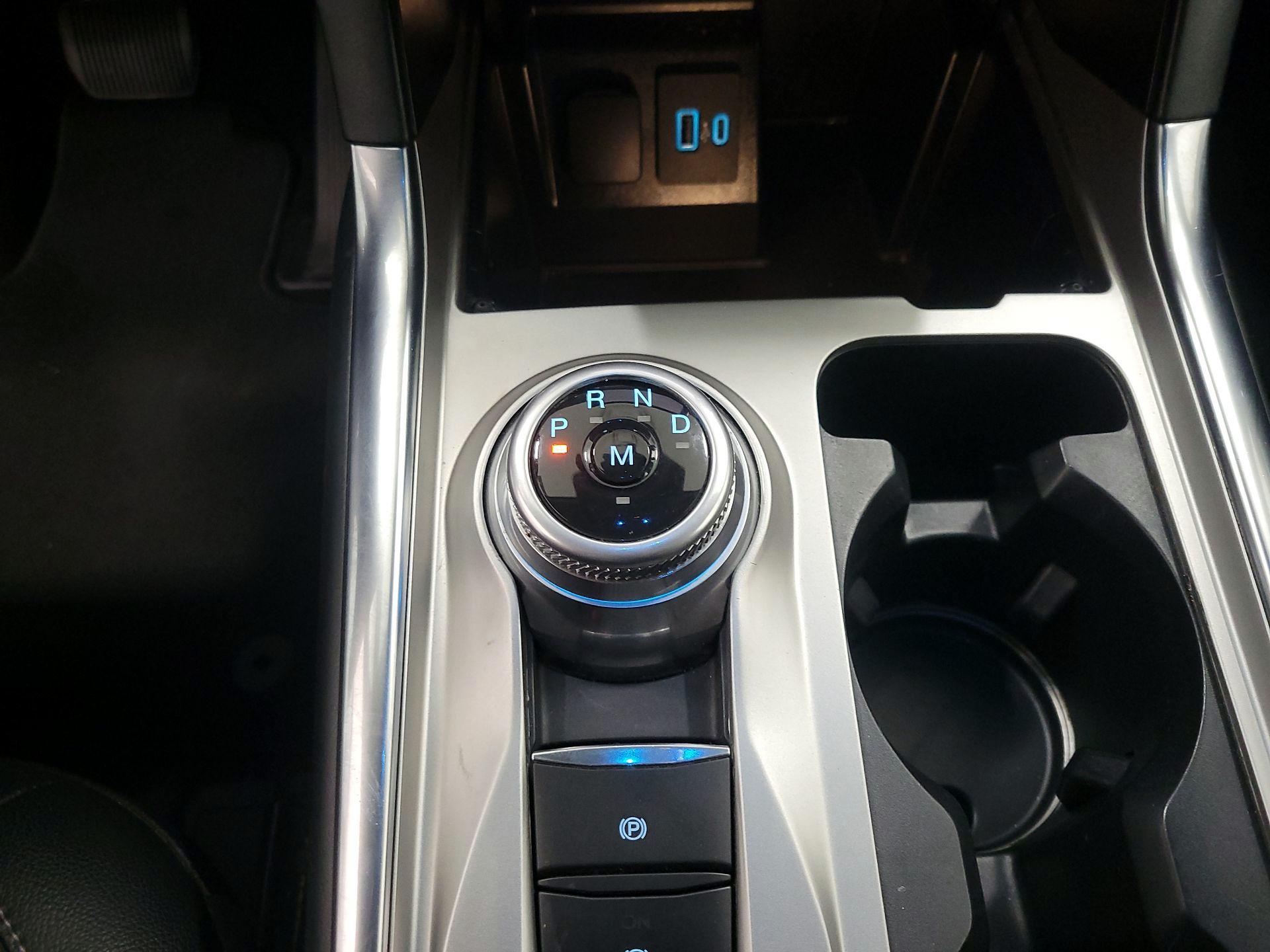 Thumbnail: 2020 Ford Explorer - 18