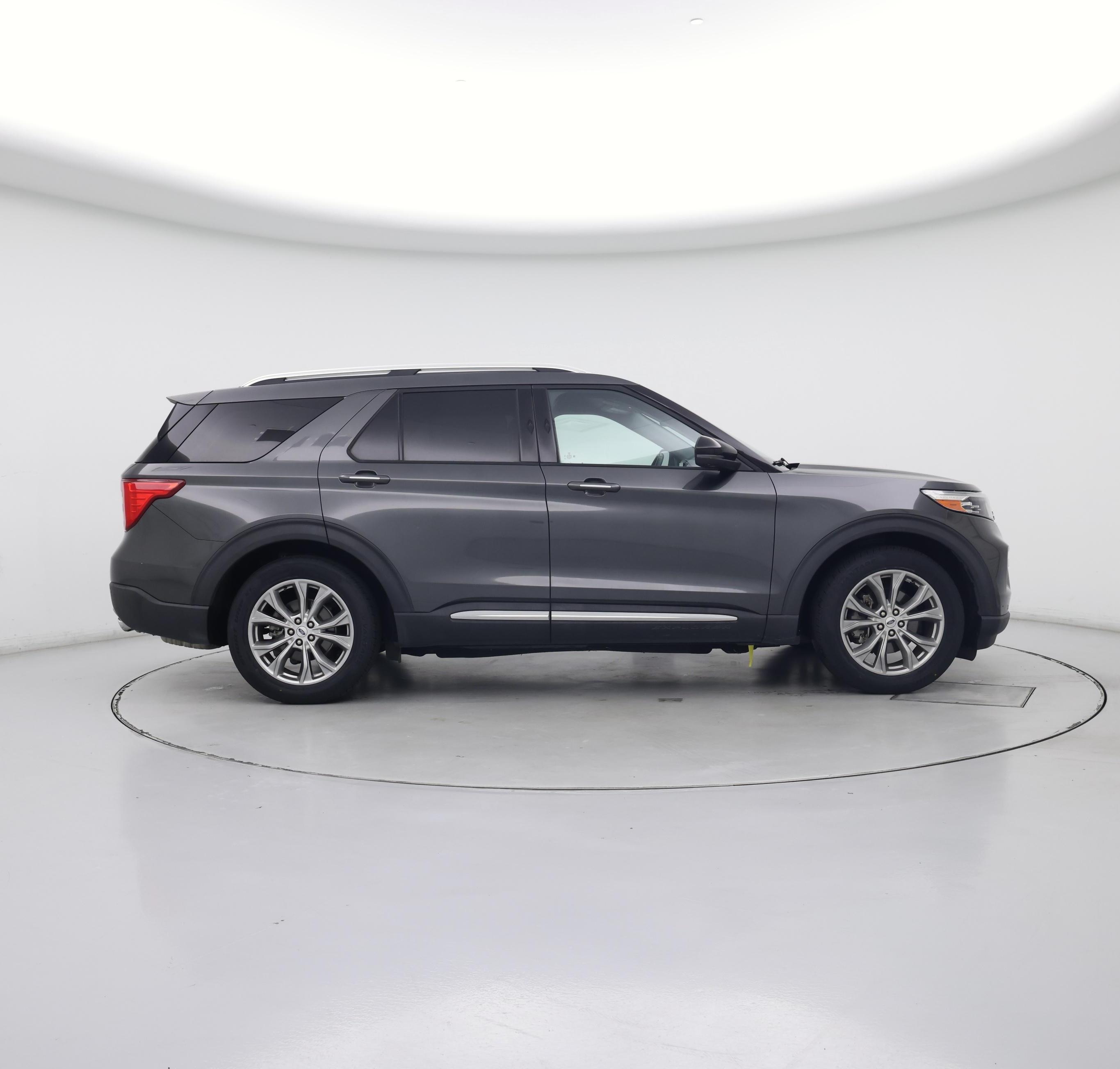 Thumbnail: 2020 Ford Explorer - 7