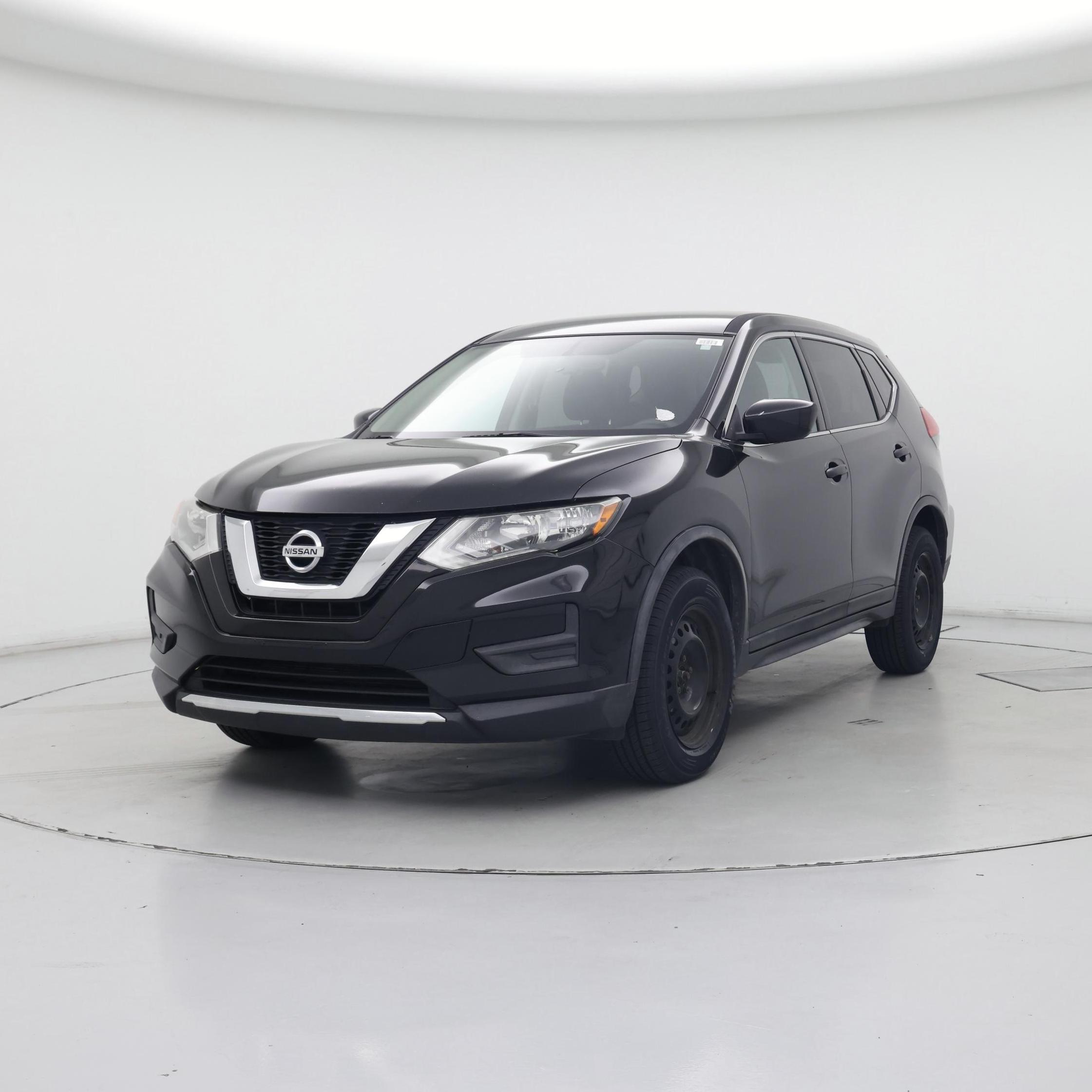 Thumbnail: 2017 Nissan Rogue - 4