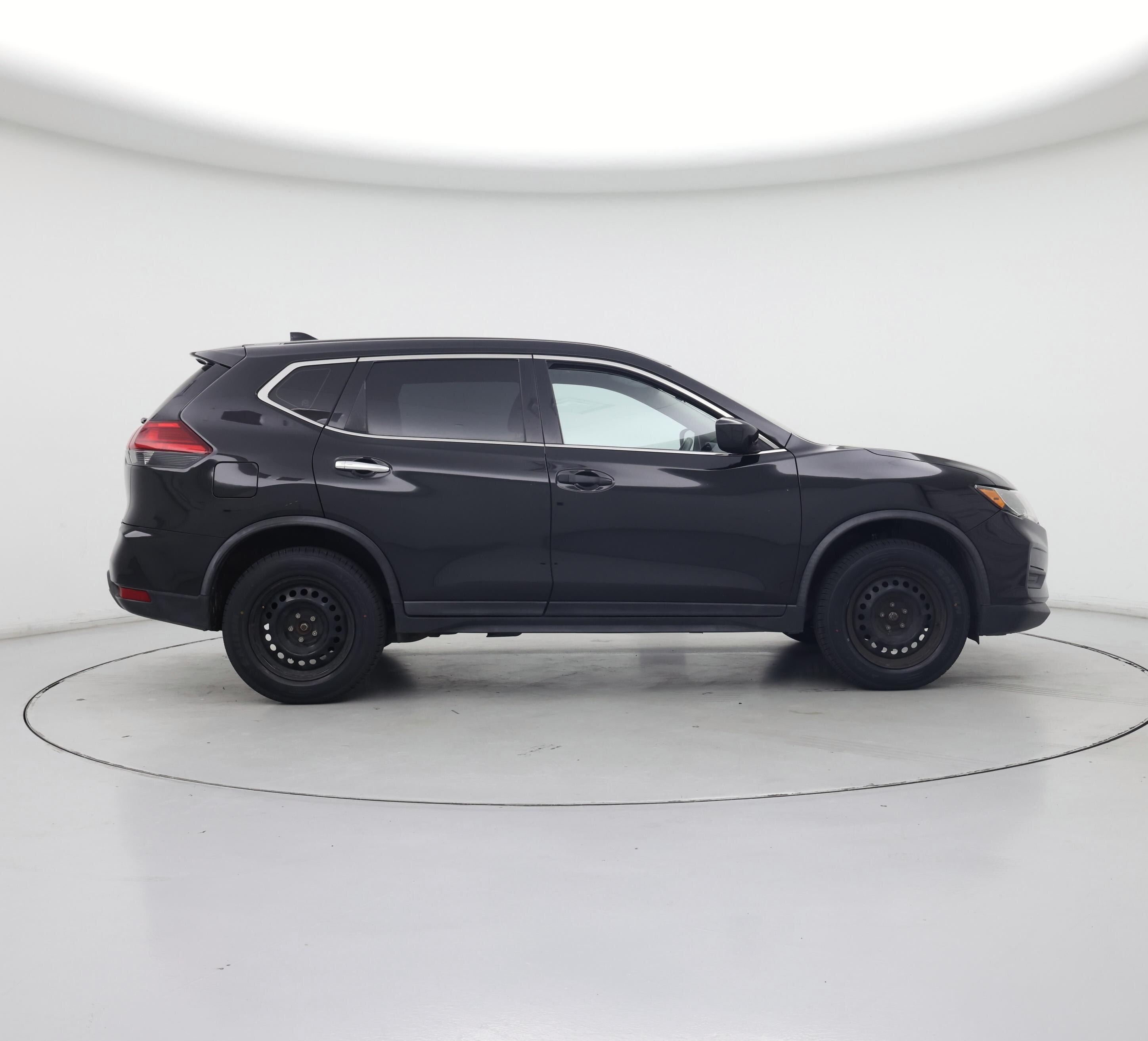 Thumbnail: 2017 Nissan Rogue - 7