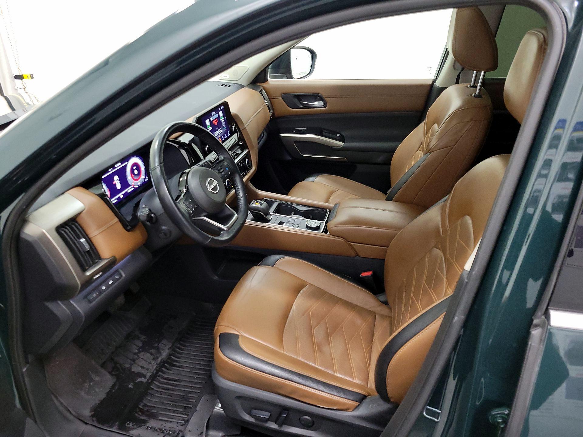 Thumbnail: 2023 Nissan Pathfinder - 11