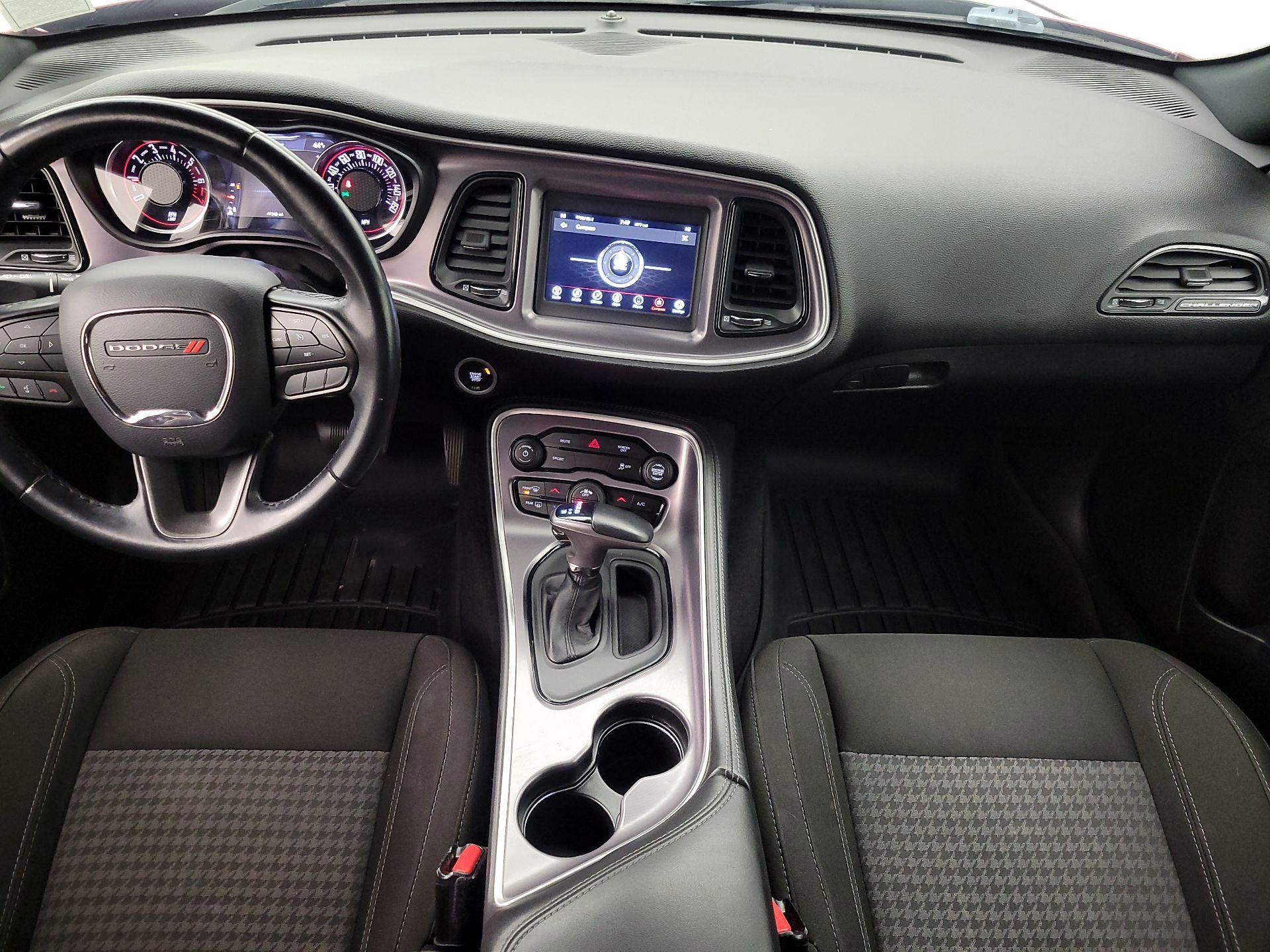 Thumbnail: 2020 Dodge Challenger - 9