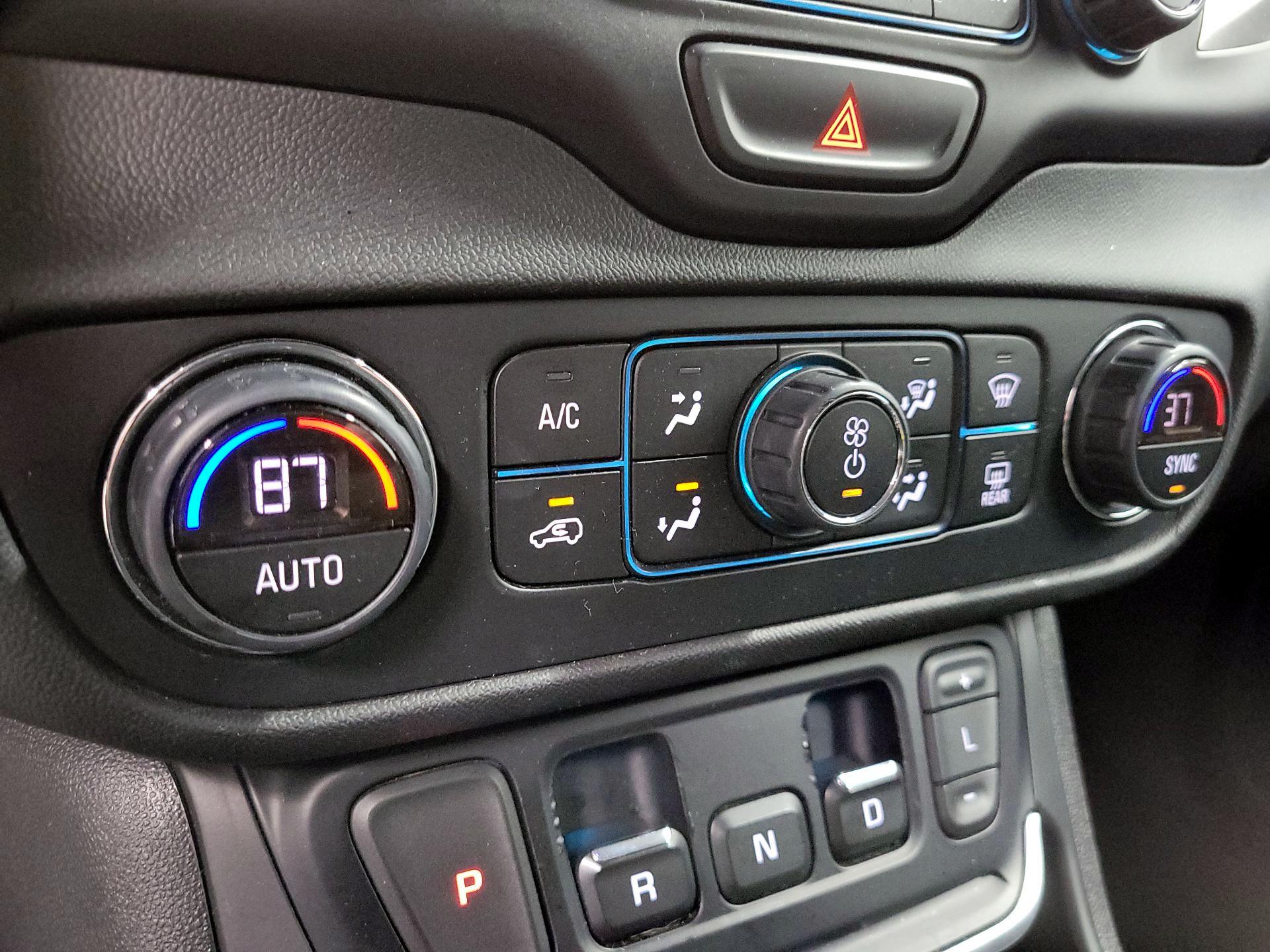 Thumbnail: 2019 GMC Terrain - 15