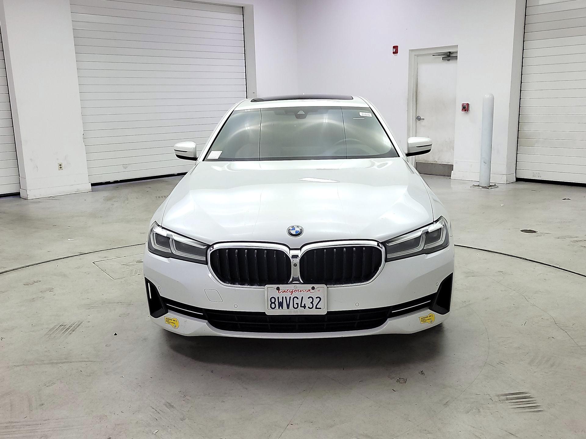 Thumbnail: 2021 BMW 5 Series - 2