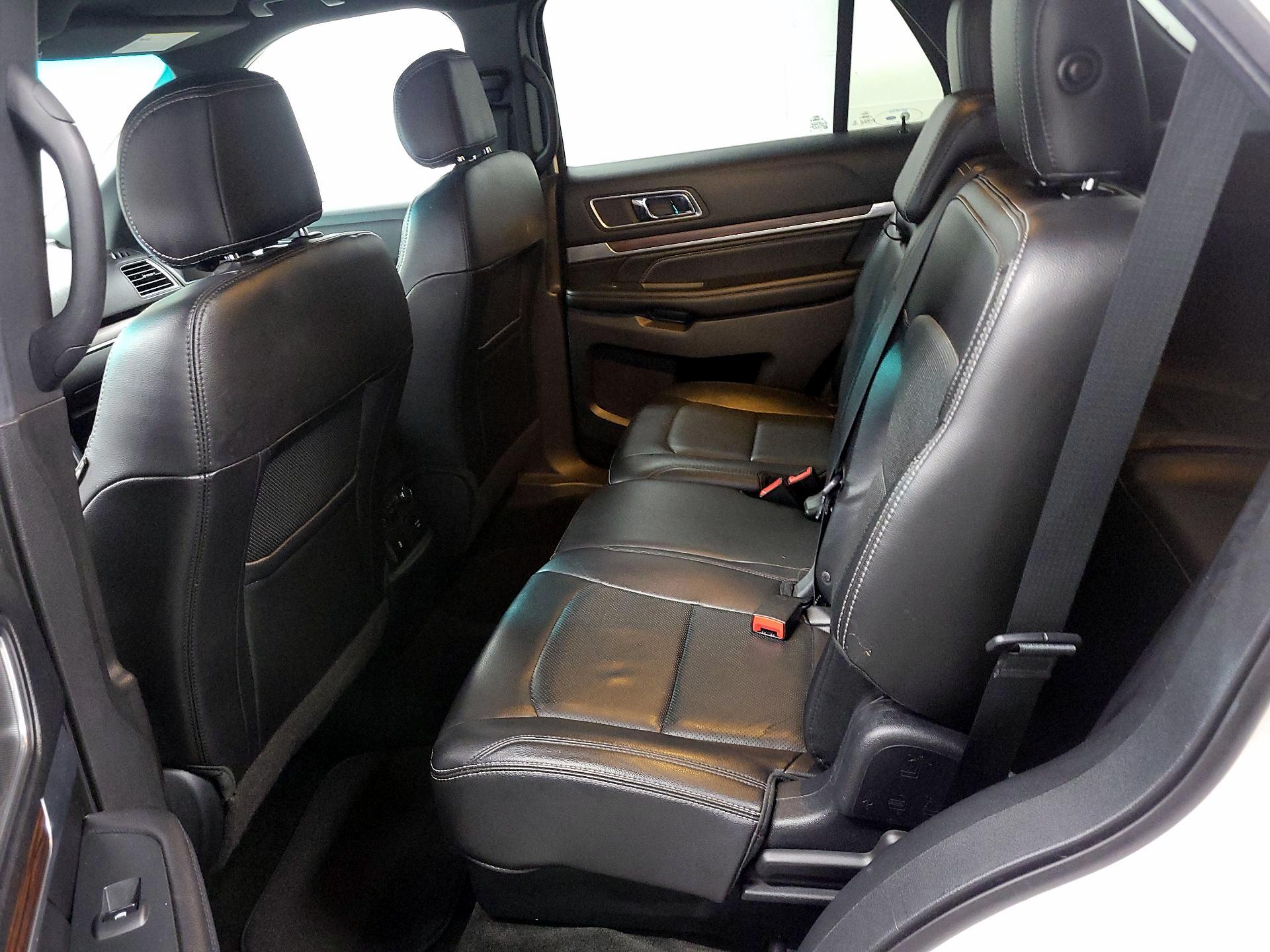 Thumbnail: 2017 Ford Explorer - 15