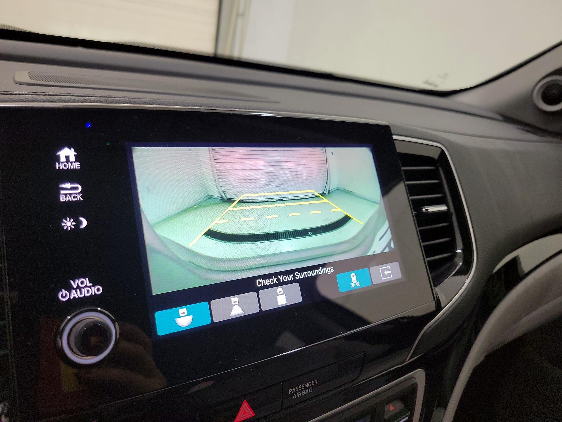 Thumbnail: 2020 Honda Pilot - 14