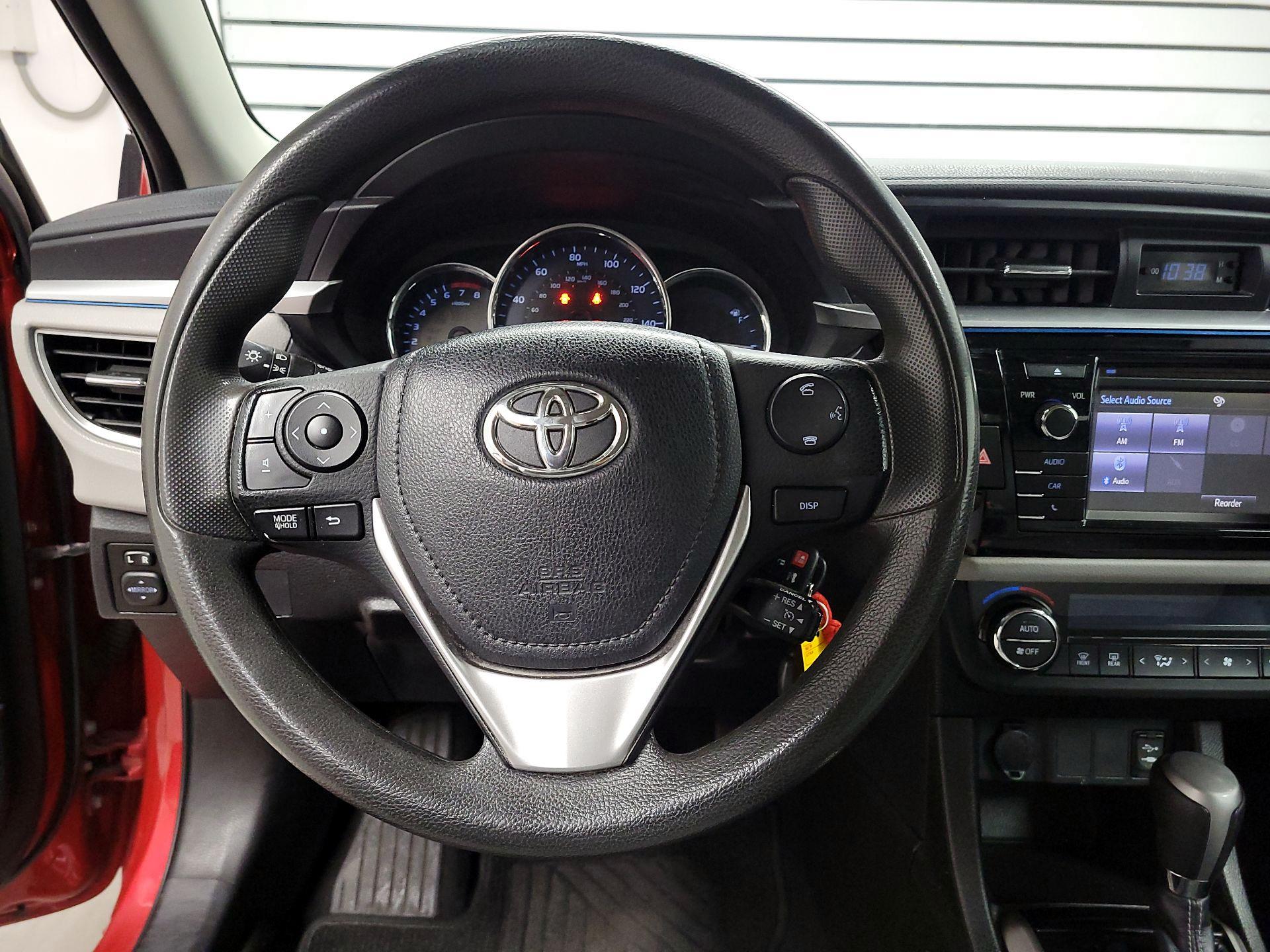 Thumbnail: 2014 Toyota Corolla - 10