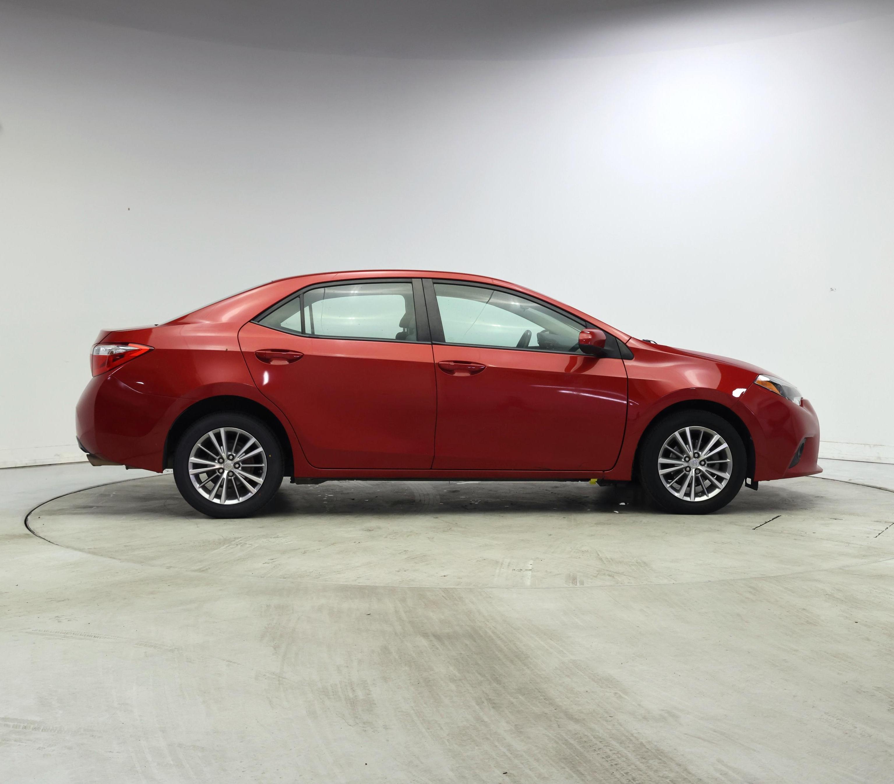 Thumbnail: 2014 Toyota Corolla - 7