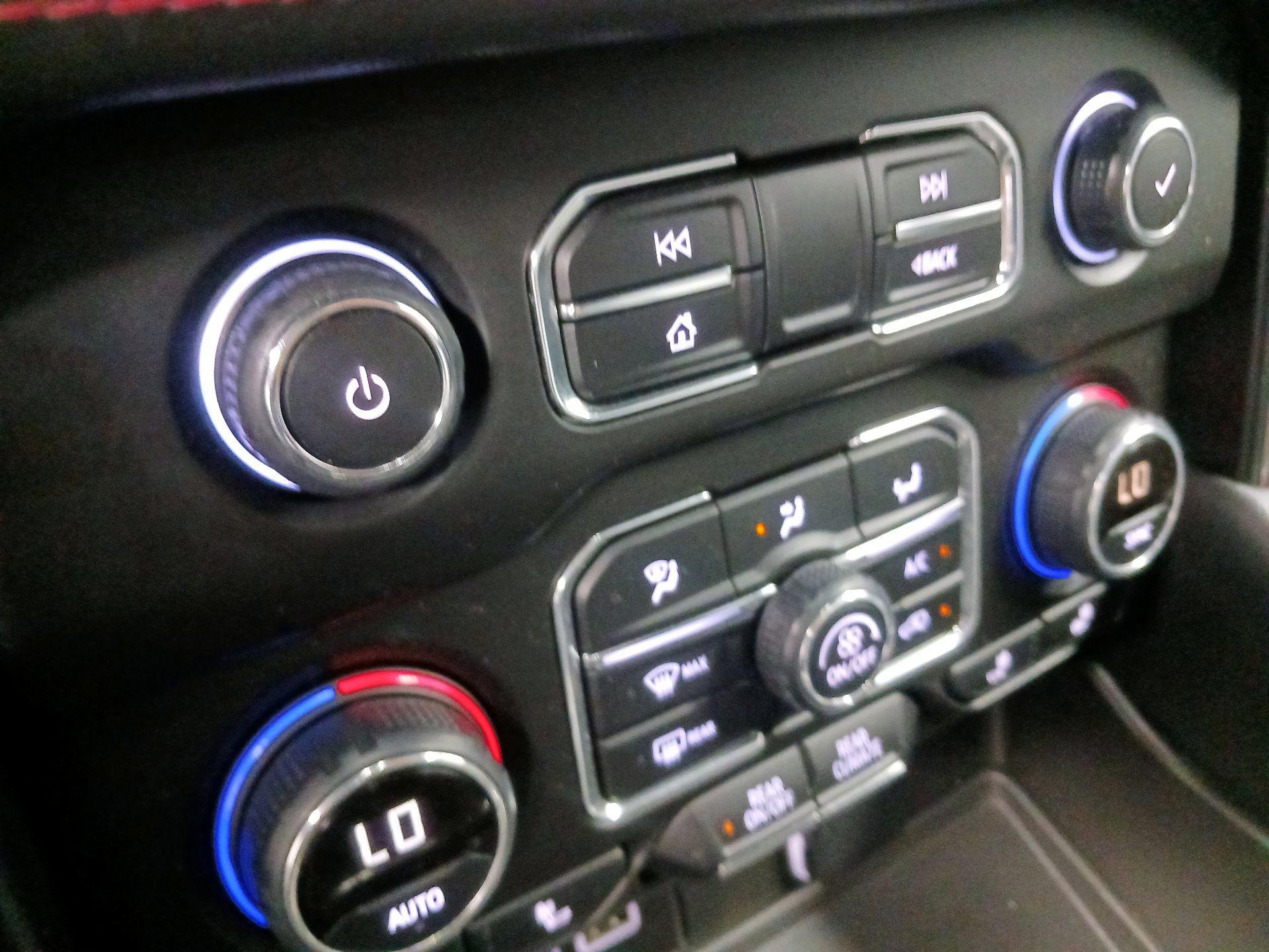 Thumbnail: 2023 Chevrolet Tahoe - 14