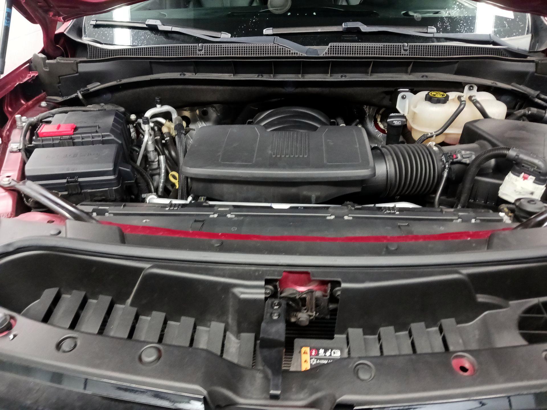 Thumbnail: 2023 Chevrolet Tahoe - 18