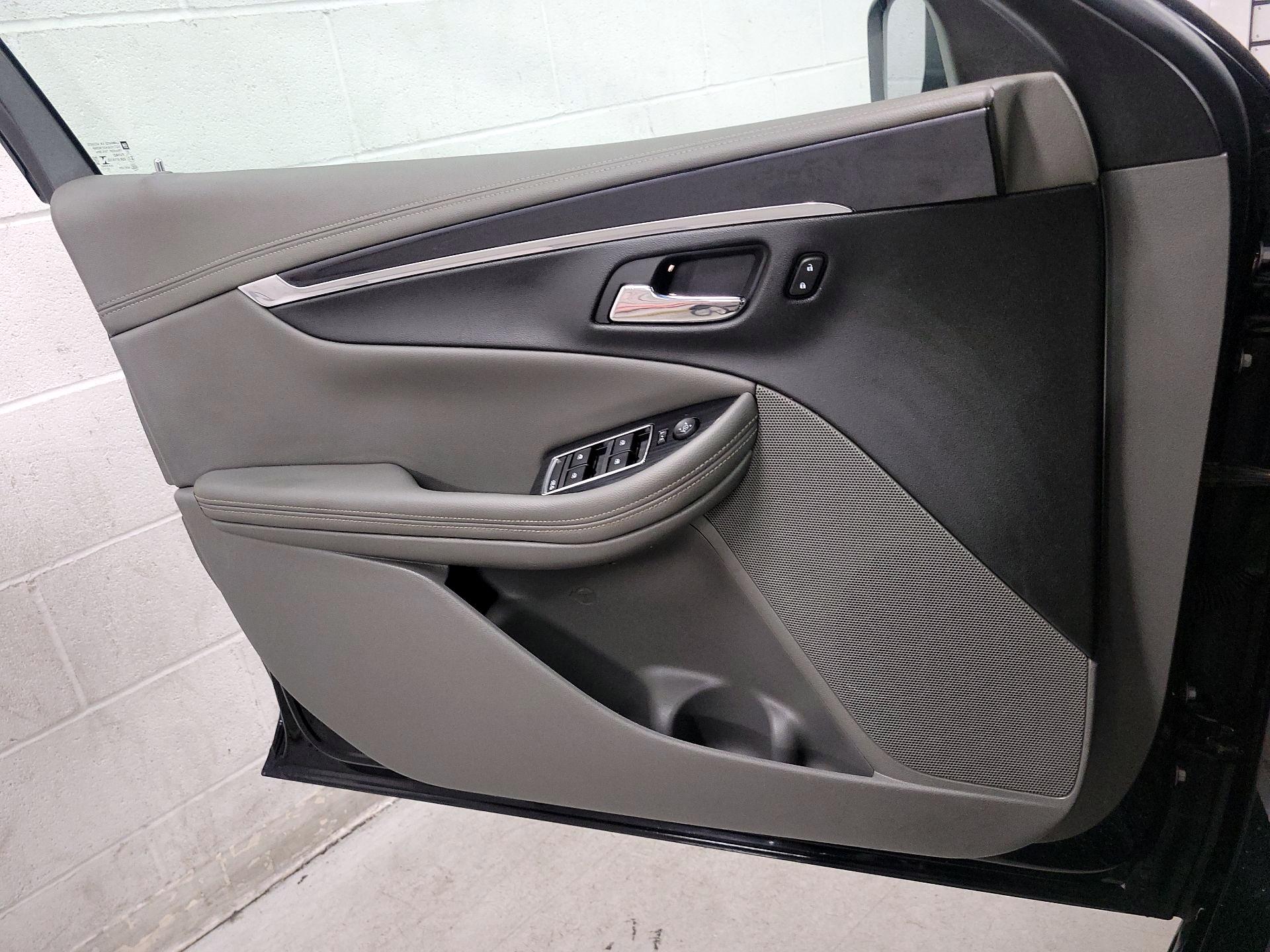 Thumbnail: 2018 Chevrolet Impala - 10