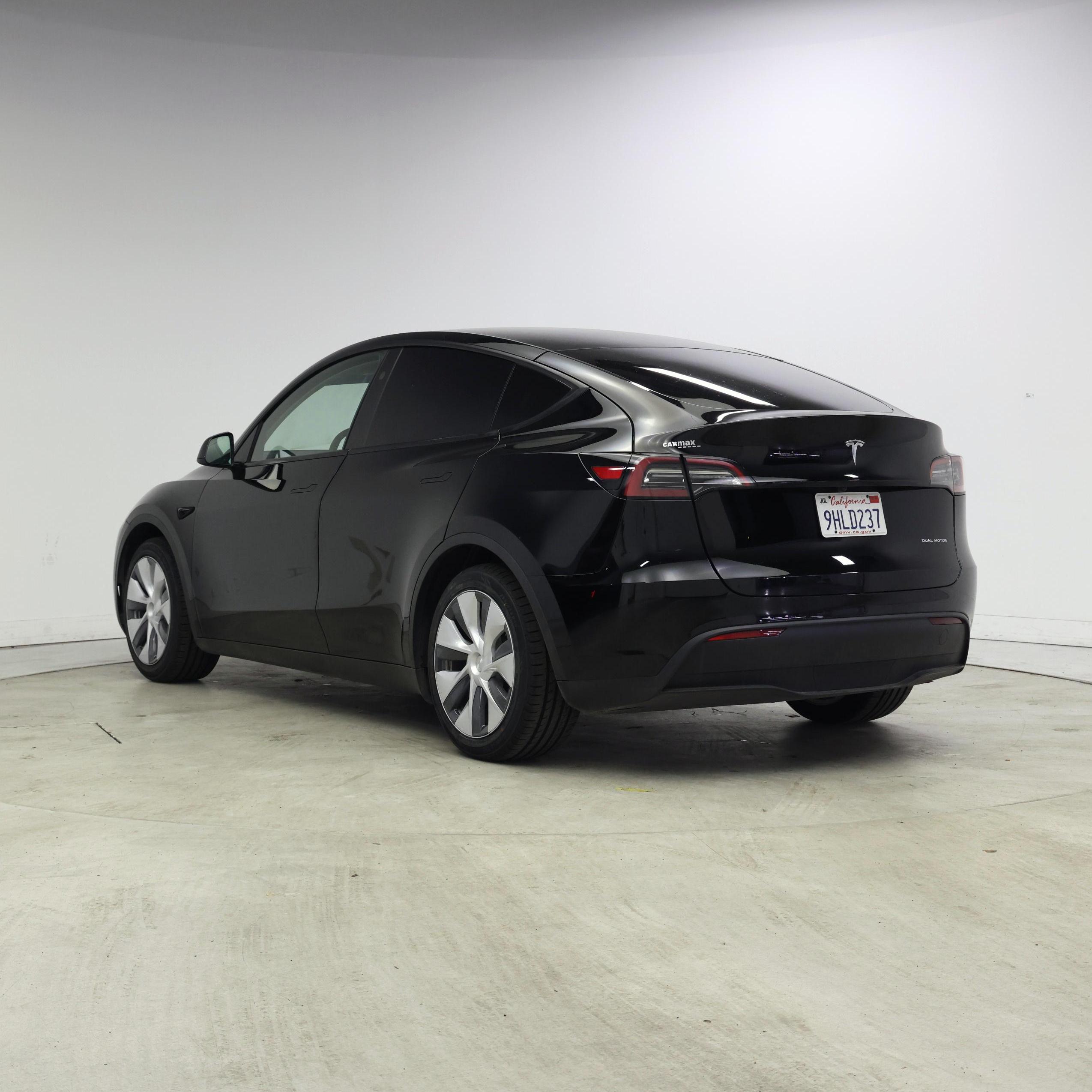 Thumbnail: 2023 Tesla Model Y - 2