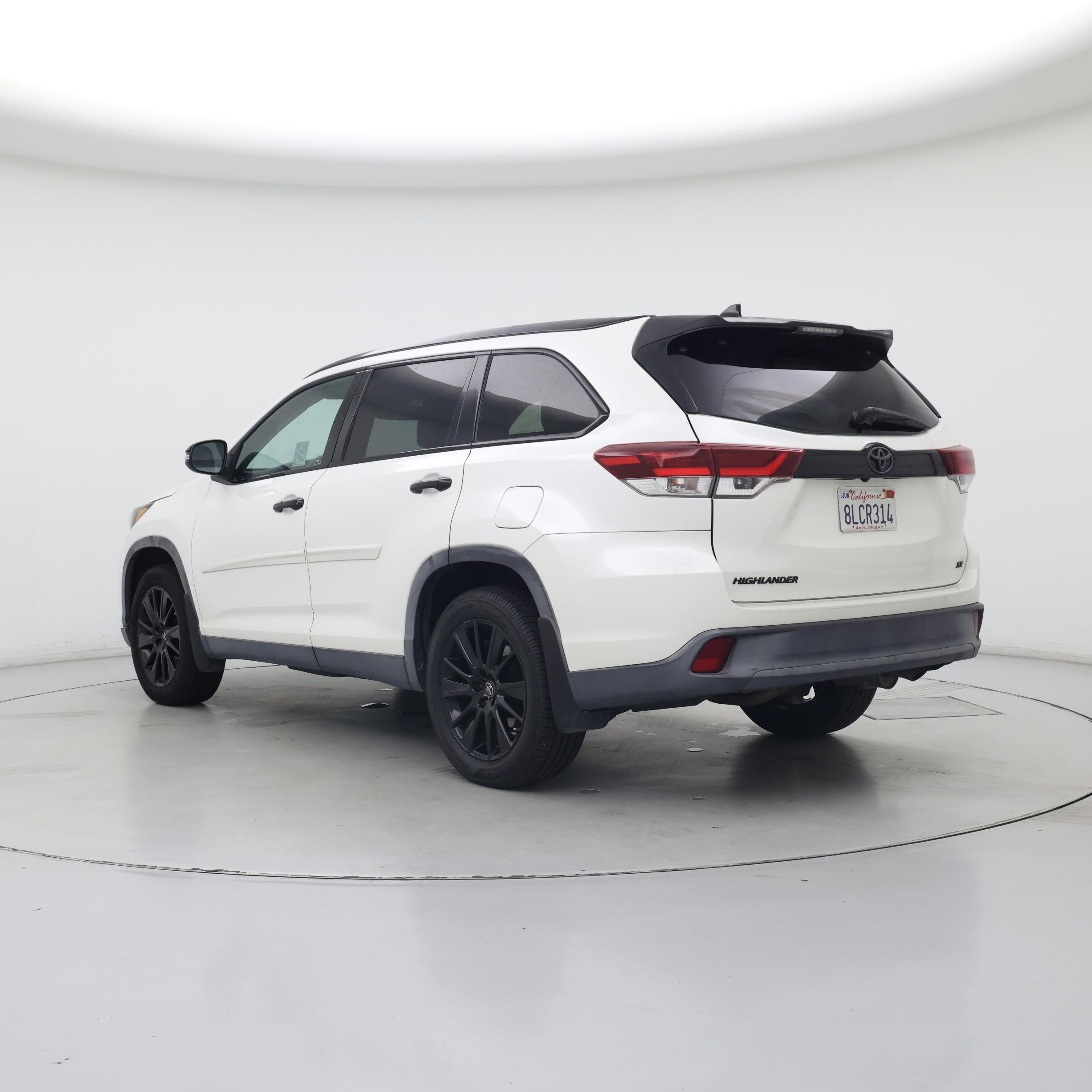 Thumbnail: 2019 Toyota Highlander - 2