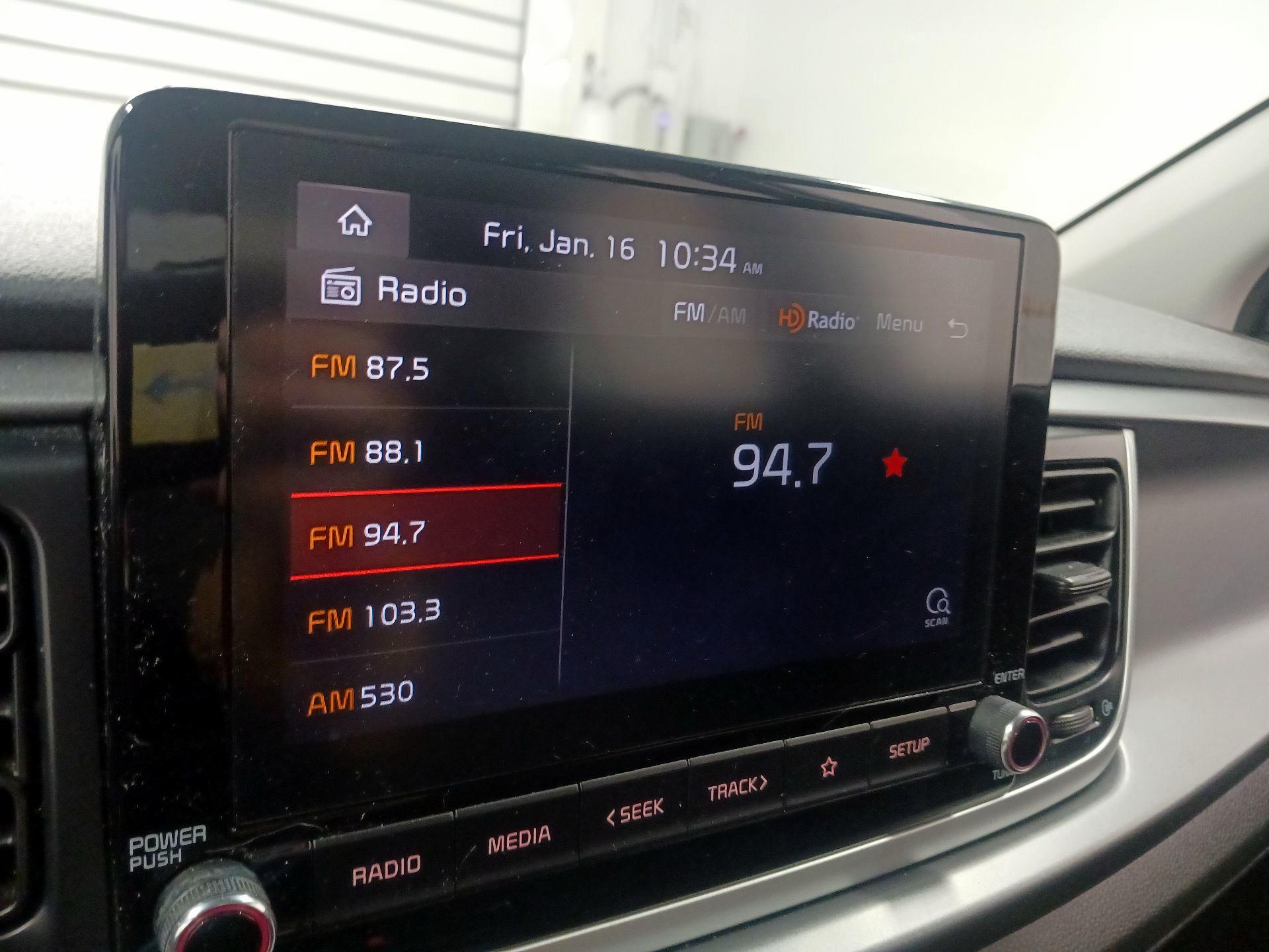 Thumbnail: 2021 Kia Rio - 13