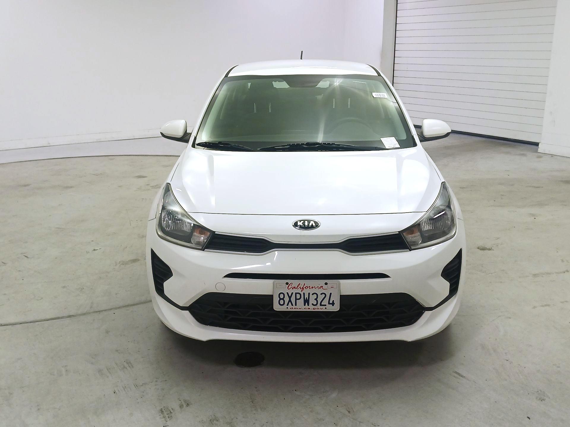 Thumbnail: 2021 Kia Rio - 2