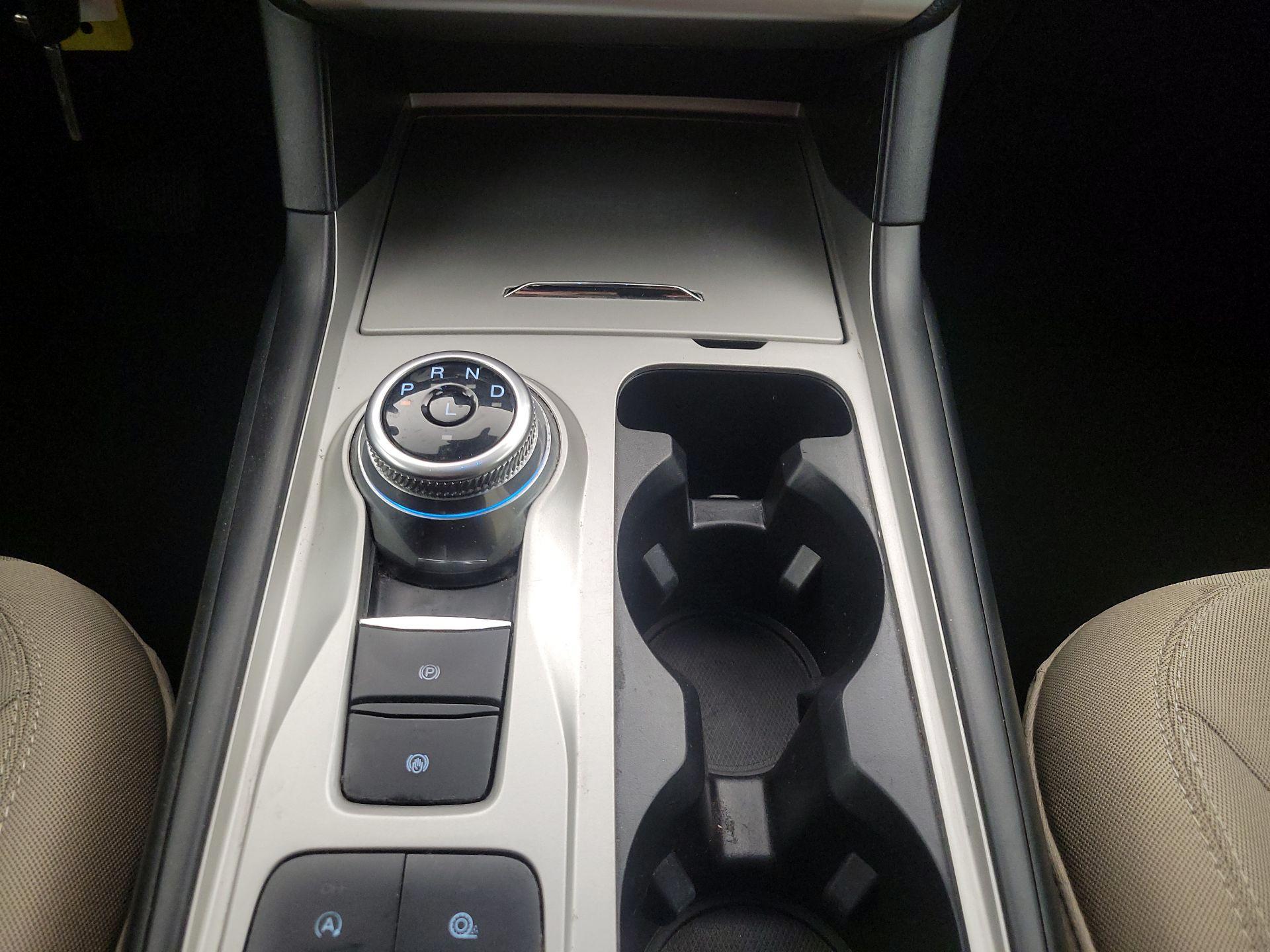 Thumbnail: 2021 Ford Explorer - 17