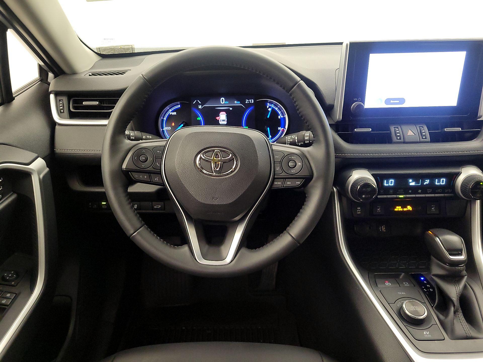 Thumbnail: 2024 Toyota RAV4 - 10