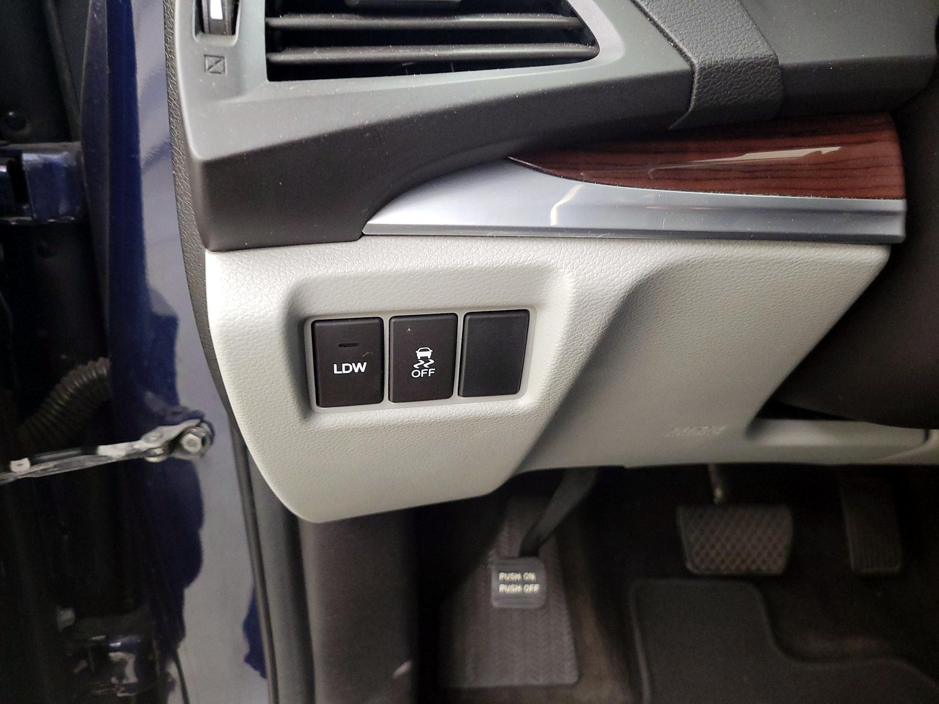 Thumbnail: 2014 Acura MDX - 13