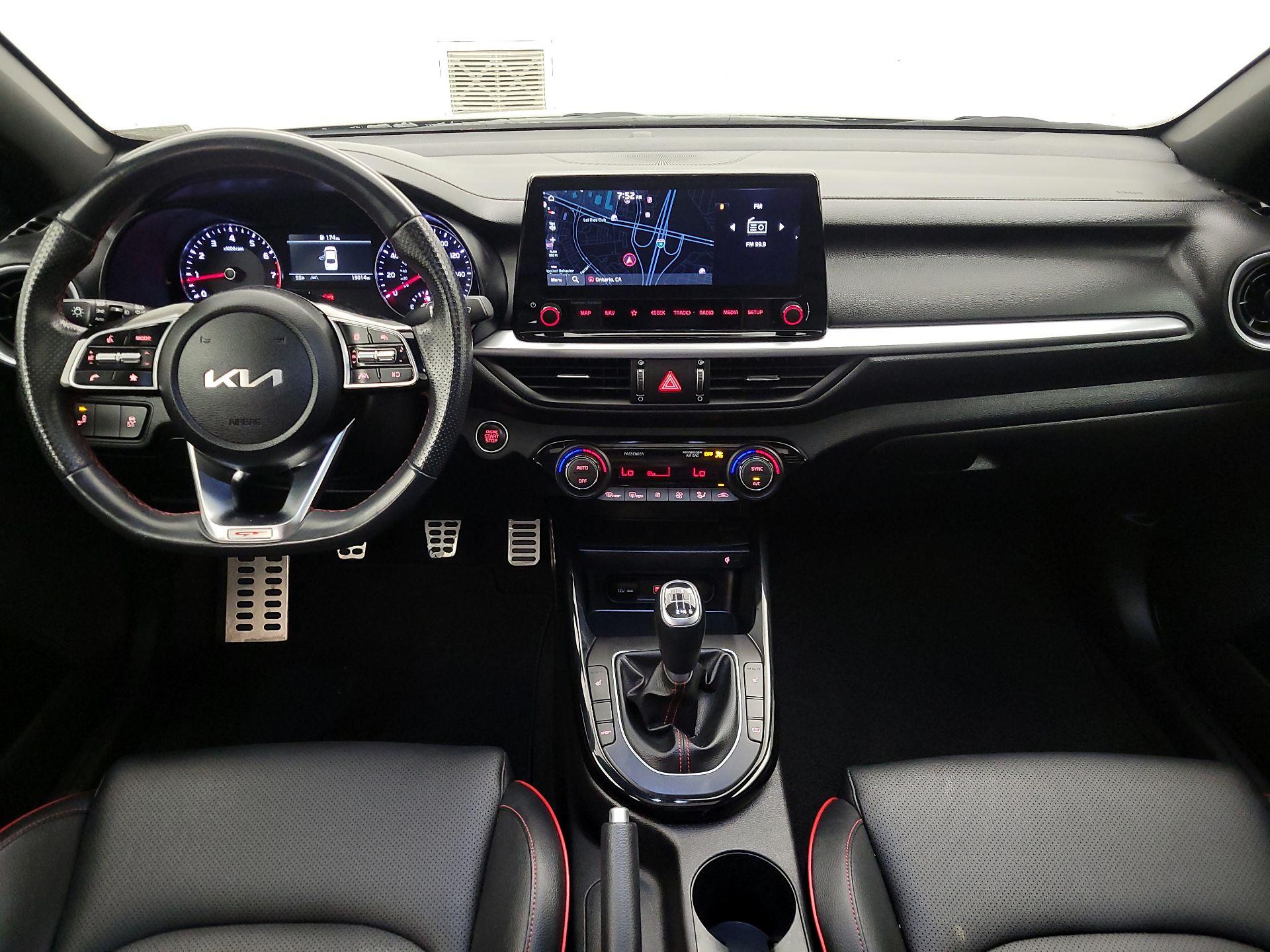 Thumbnail: 2023 Kia Forte - 9