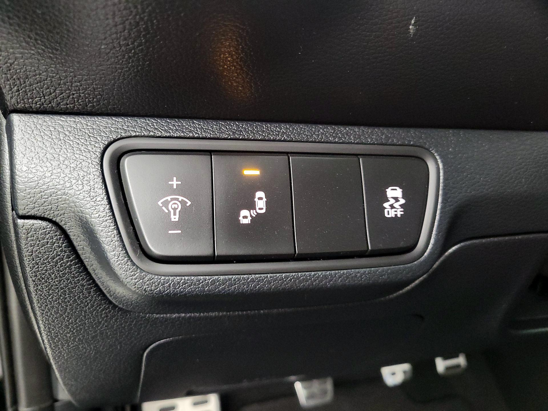 Thumbnail: 2023 Kia Forte - 13