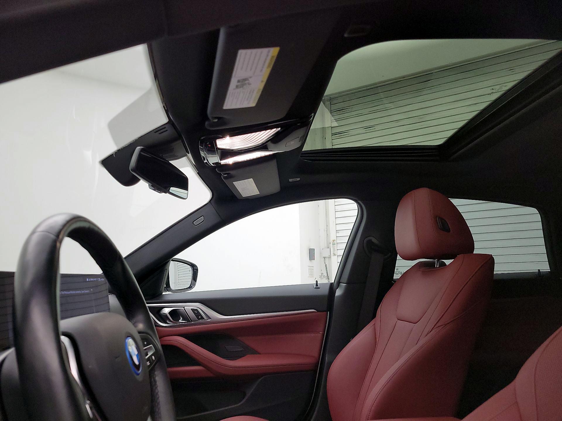 Thumbnail: 2024 BMW i4 - 17