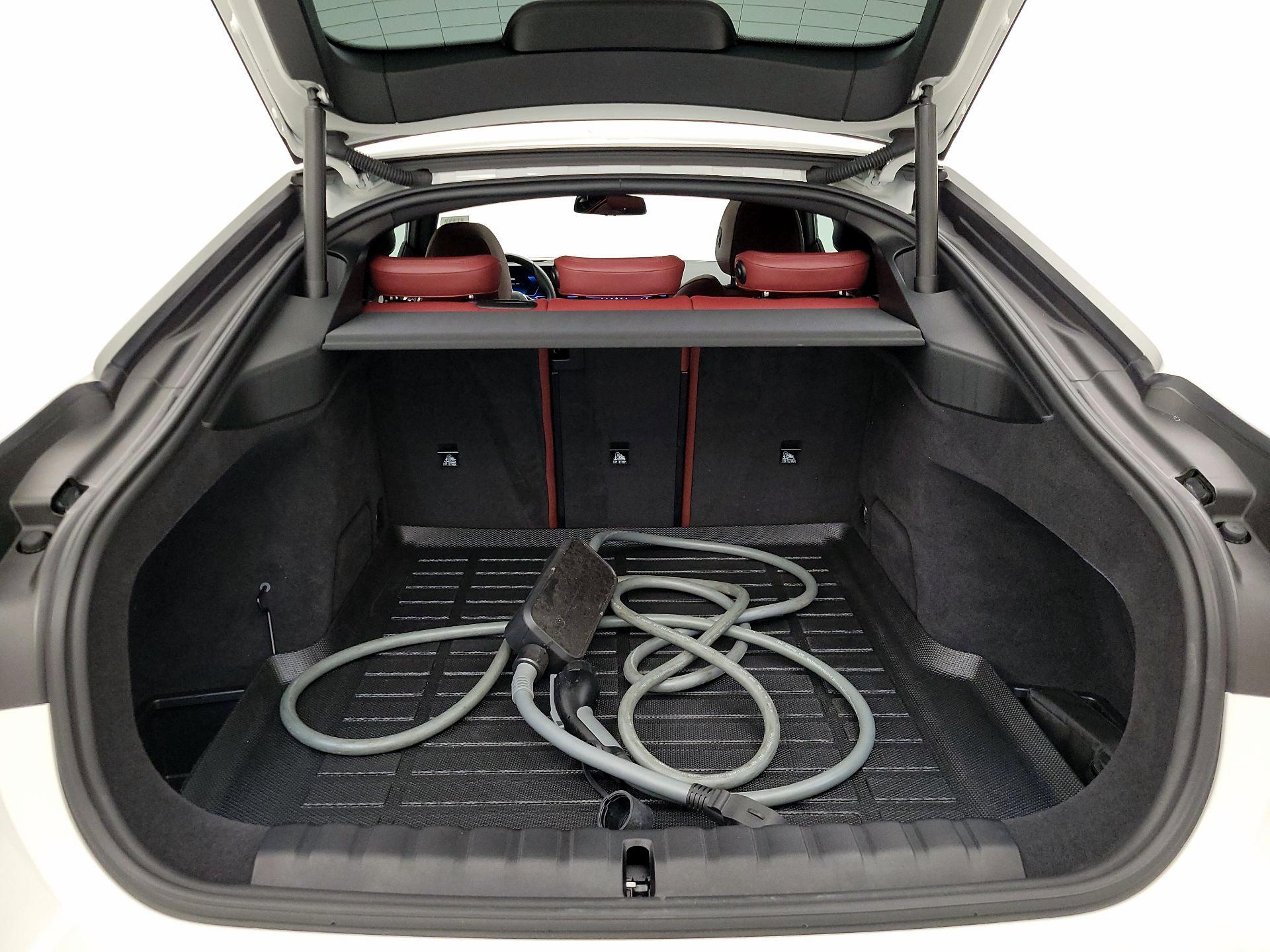 Thumbnail: 2024 BMW i4 - 19