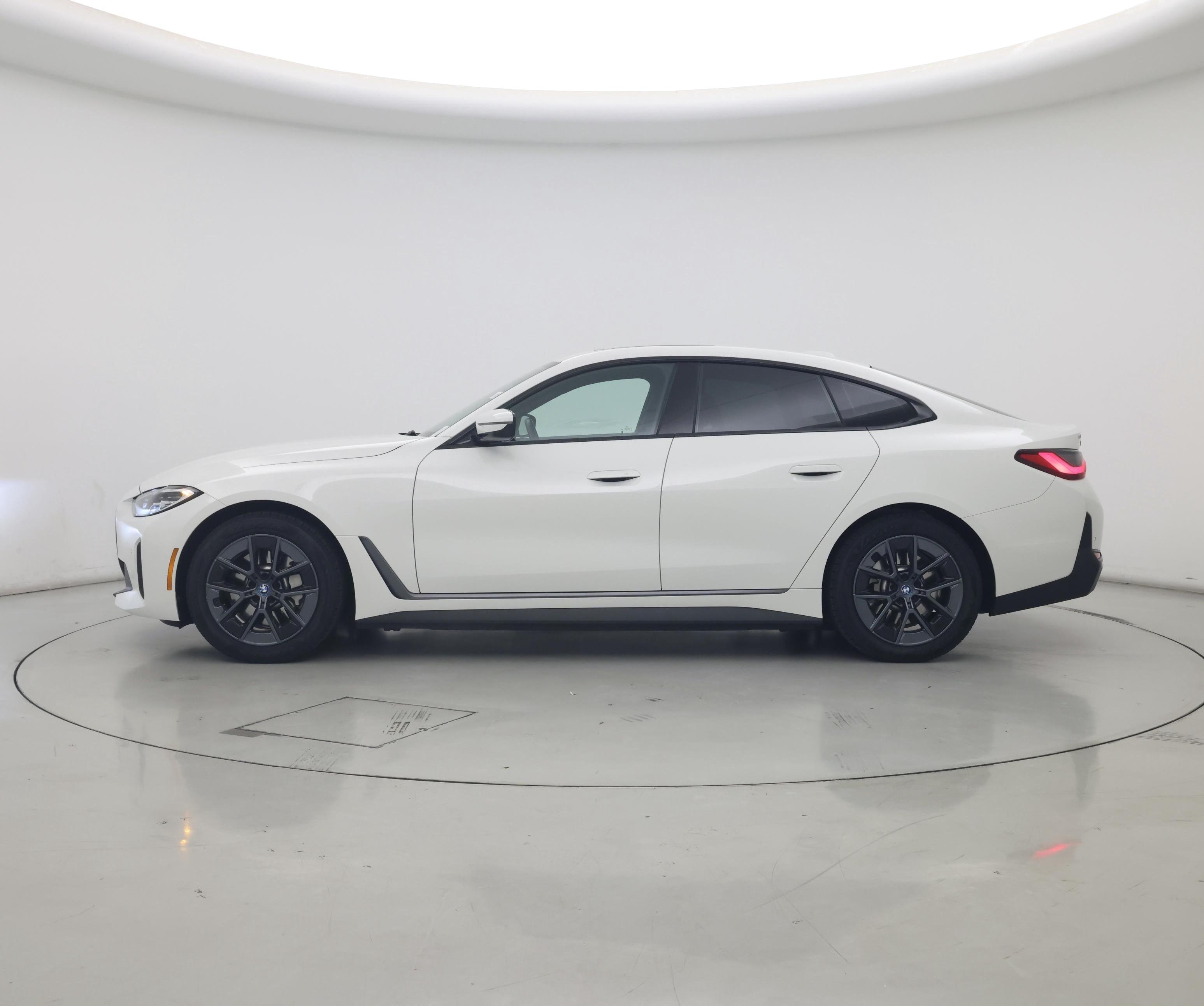 Thumbnail: 2024 BMW i4 - 3