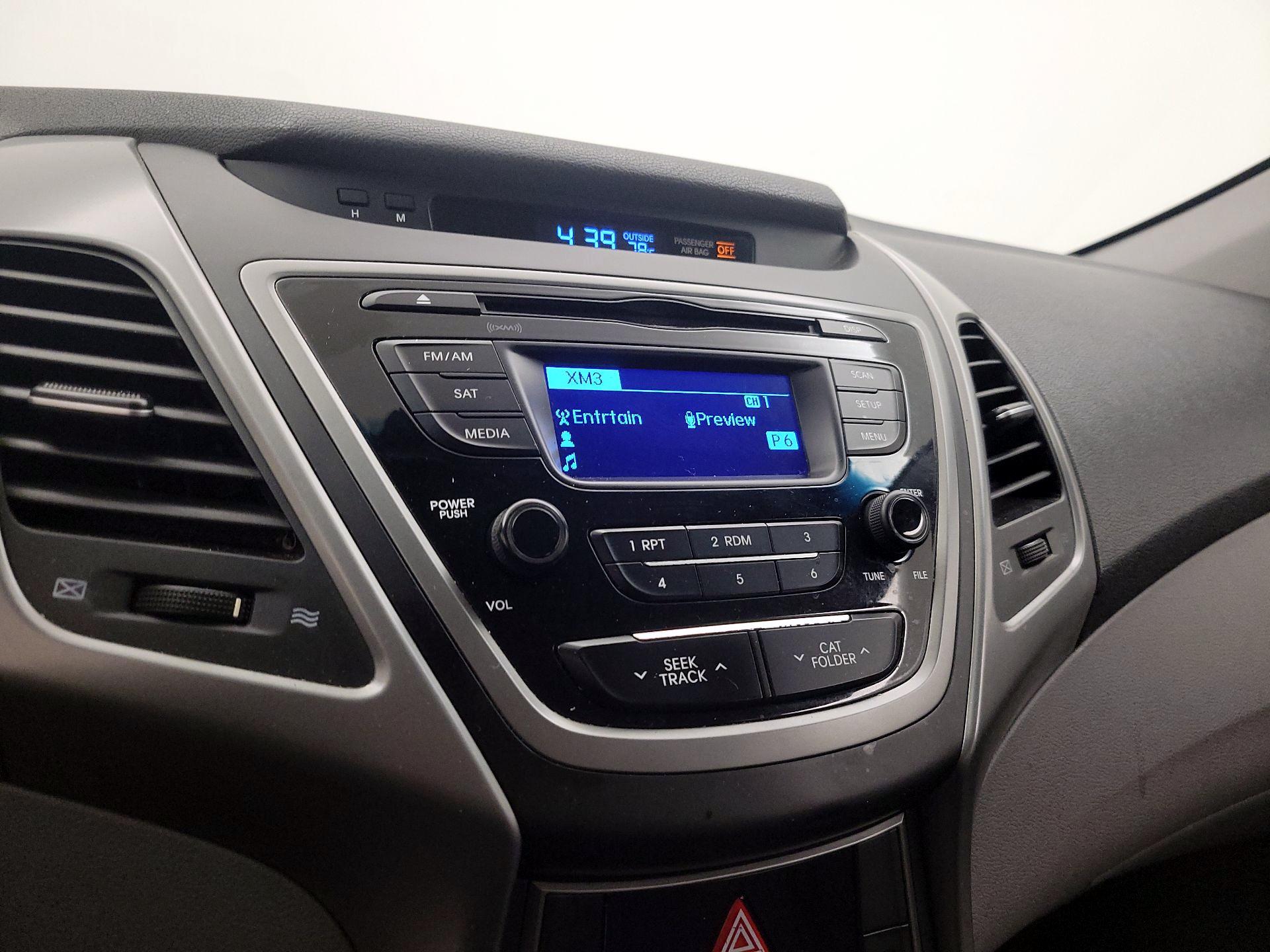 Thumbnail: 2016 Hyundai Elantra - 14