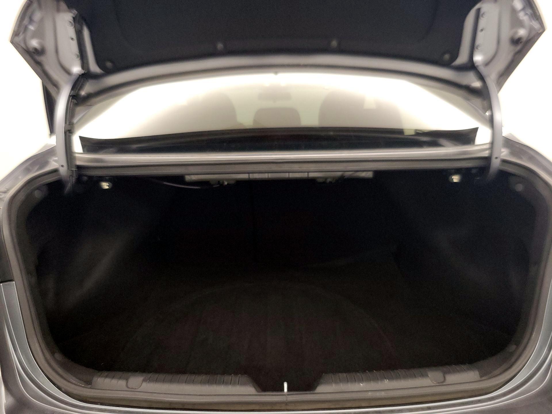 Thumbnail: 2018 Kia Forte - 20