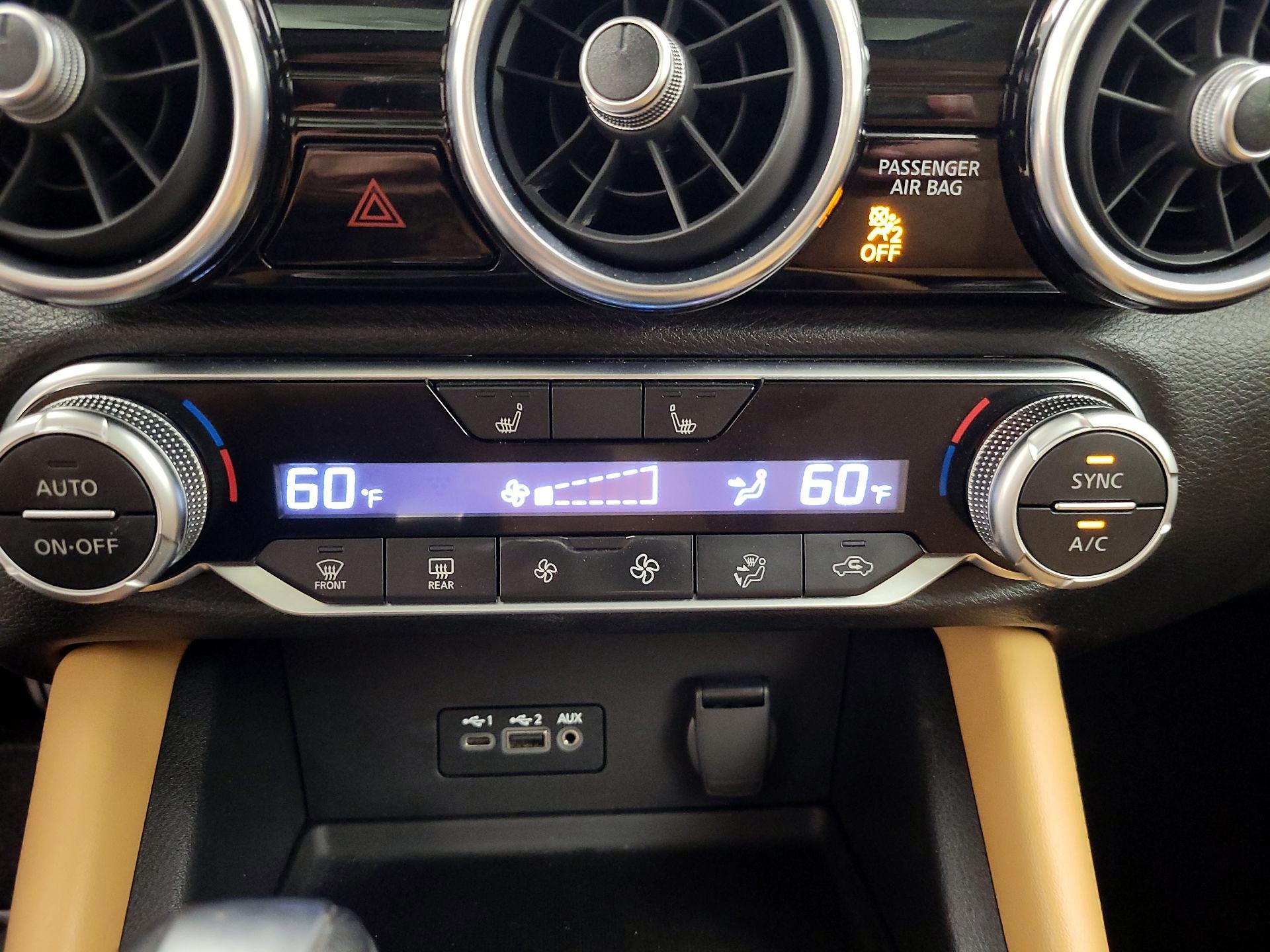 Thumbnail: 2020 Nissan Sentra - 16