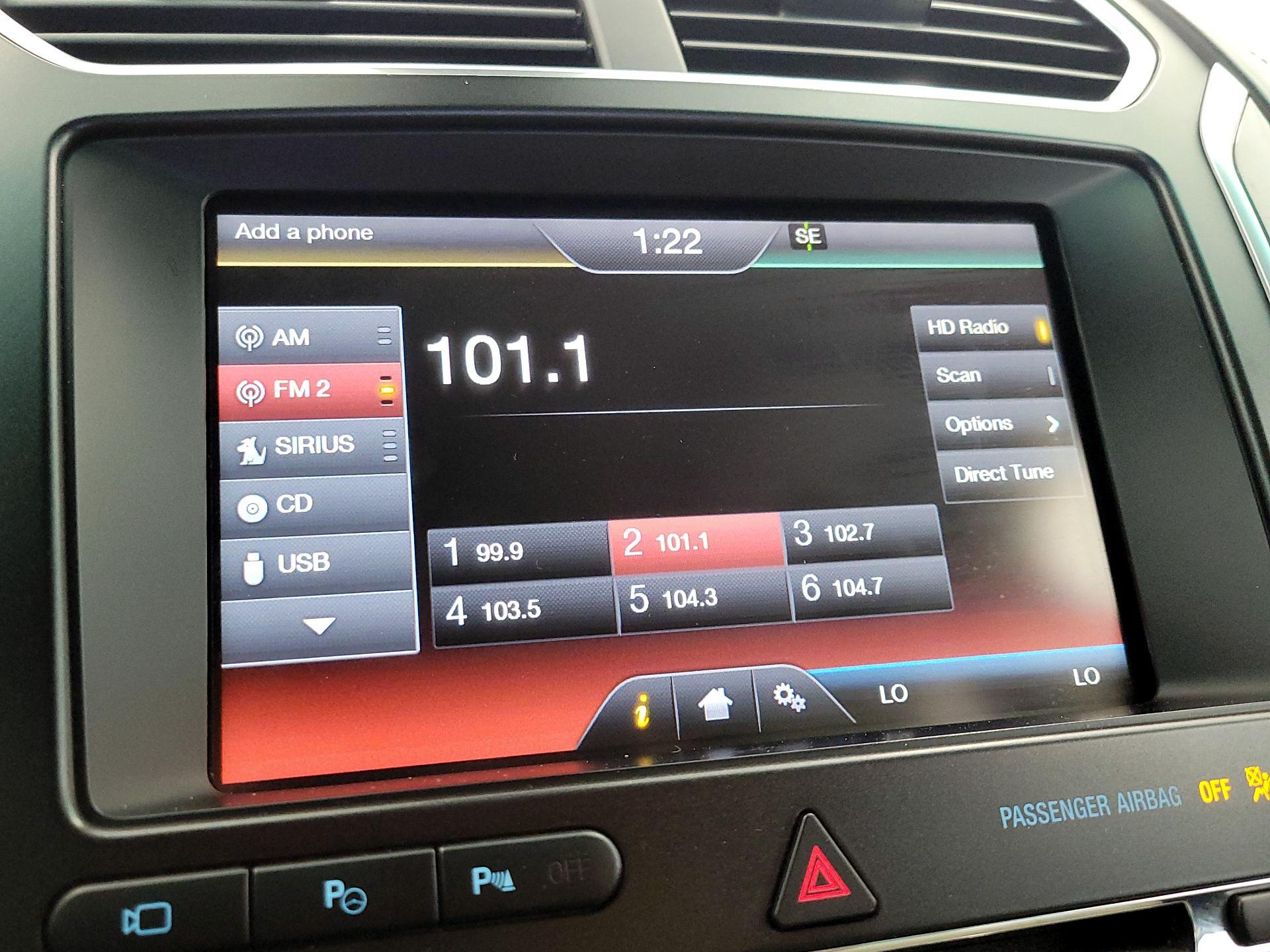 Thumbnail: 2016 Ford Explorer - 15