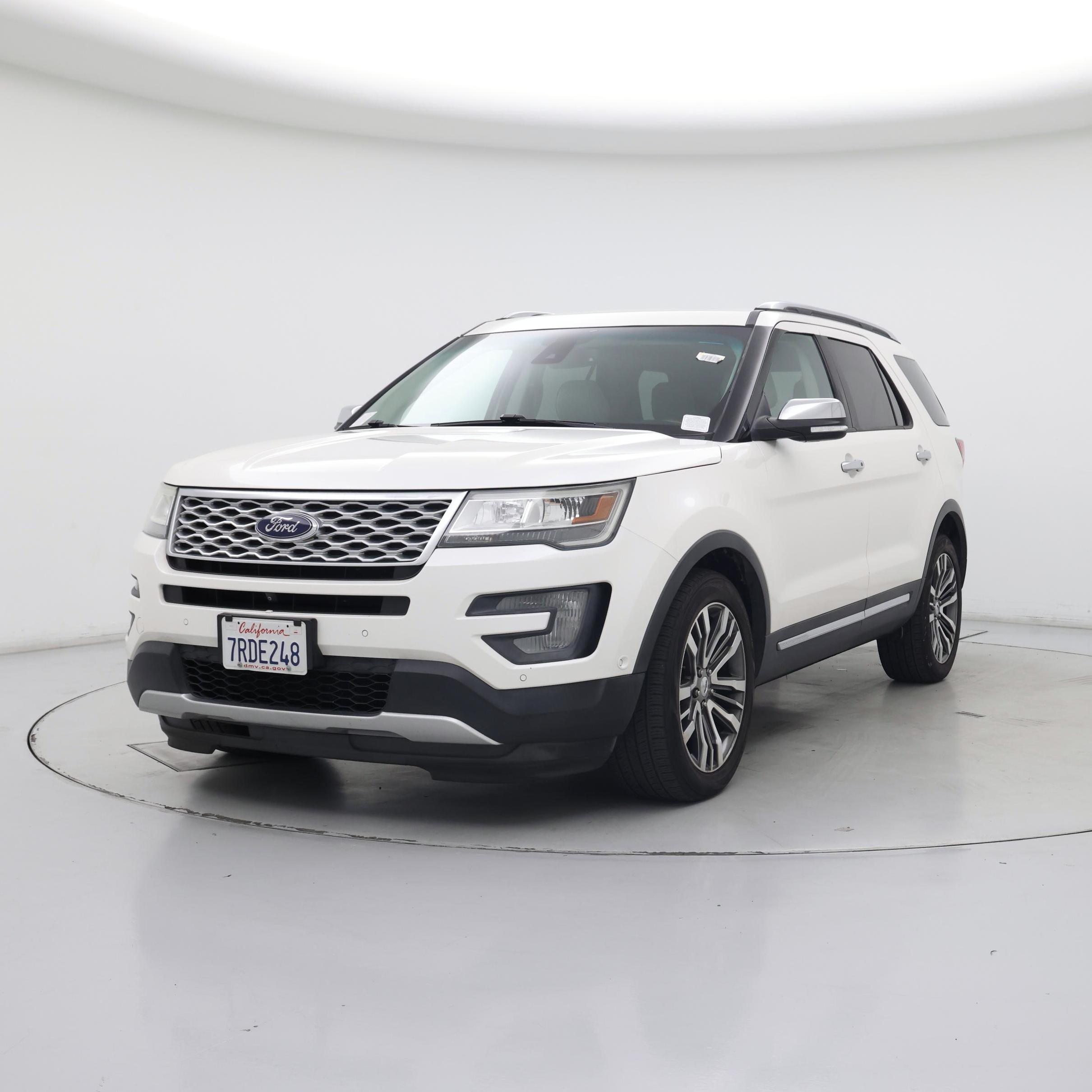 Thumbnail: 2016 Ford Explorer - 4