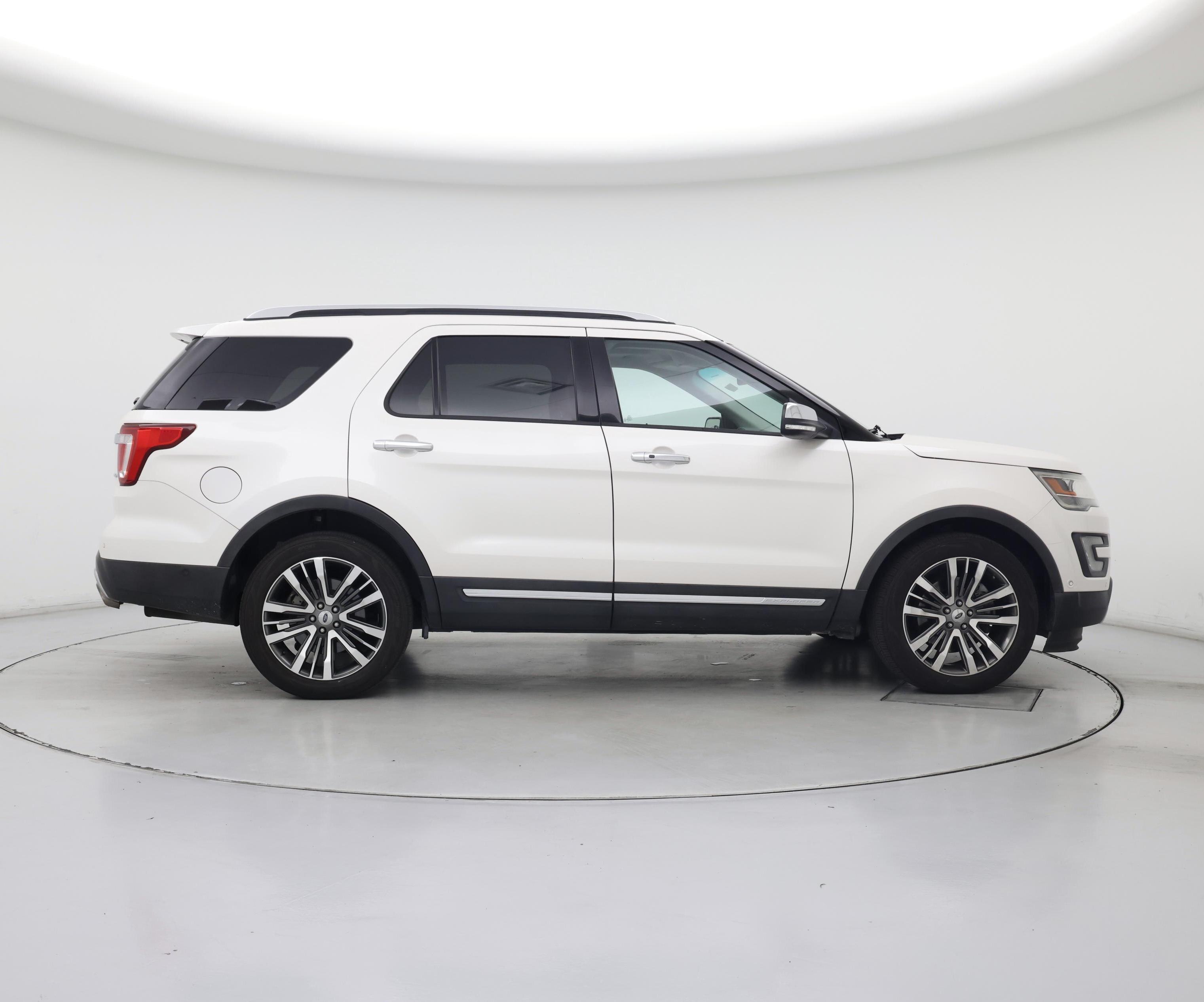 Thumbnail: 2016 Ford Explorer - 7