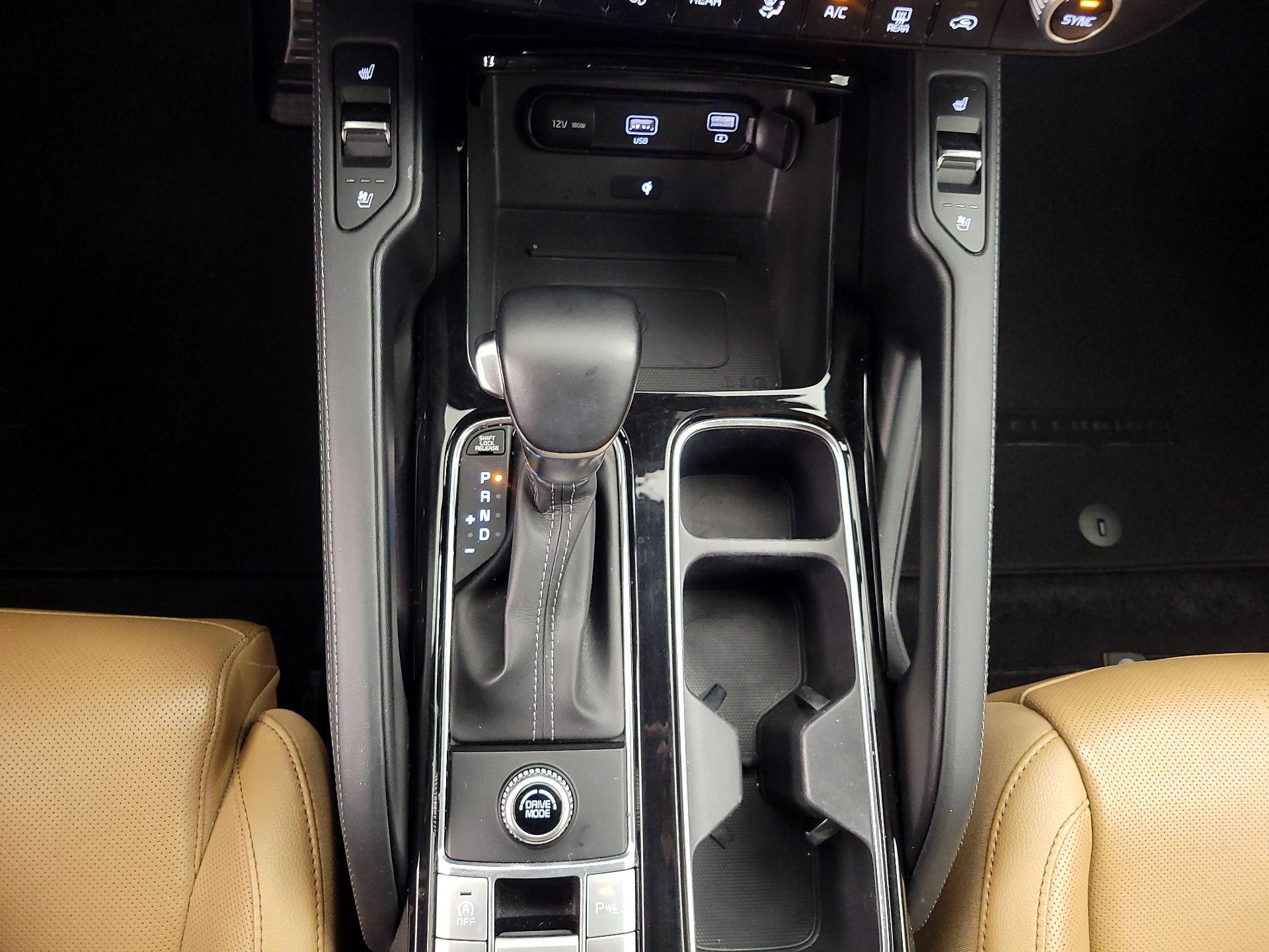 Thumbnail: 2022 Kia Telluride - 17