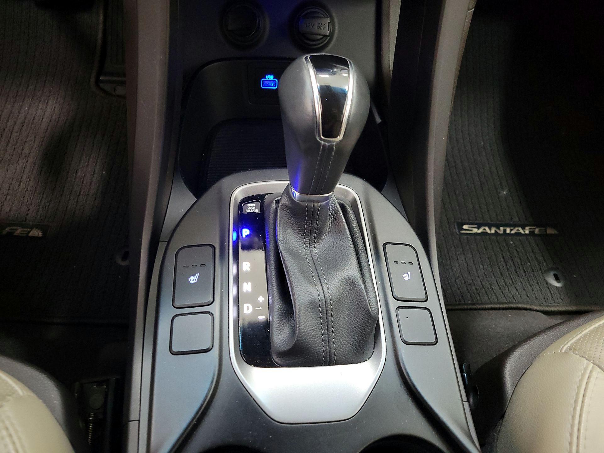 Thumbnail: 2018 Hyundai Santa Fe - 17