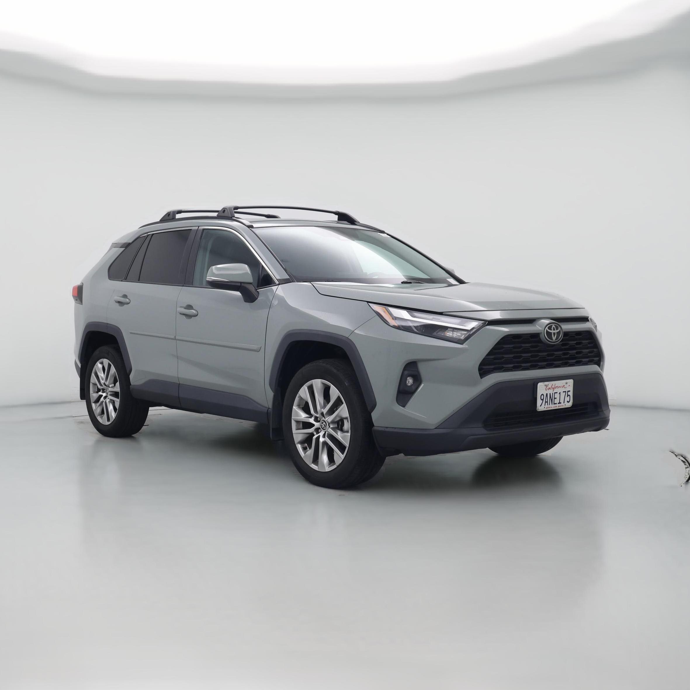 Thumbnail: 2022 Toyota RAV4 - 1