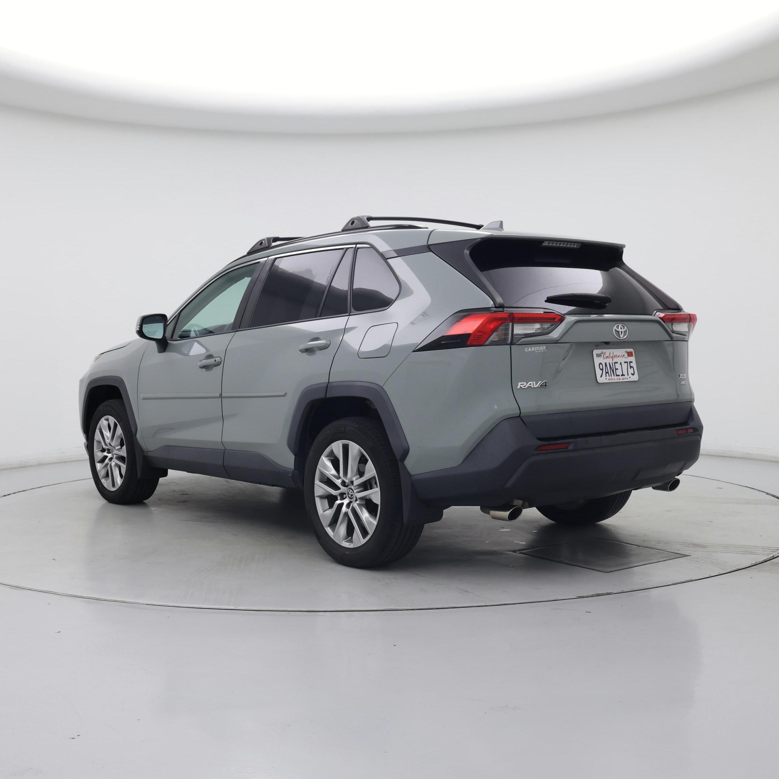 Thumbnail: 2022 Toyota RAV4 - 2