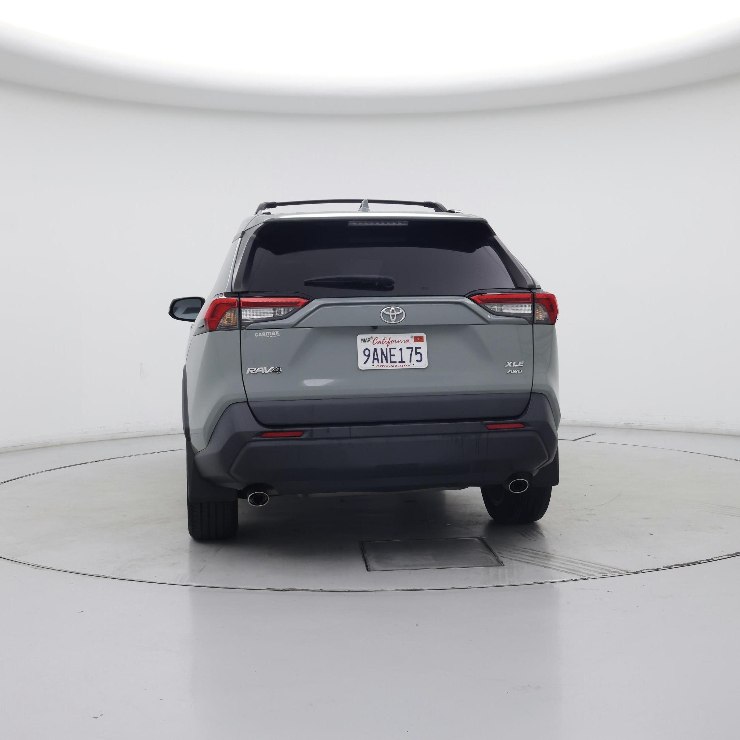 Thumbnail: 2022 Toyota RAV4 - 6