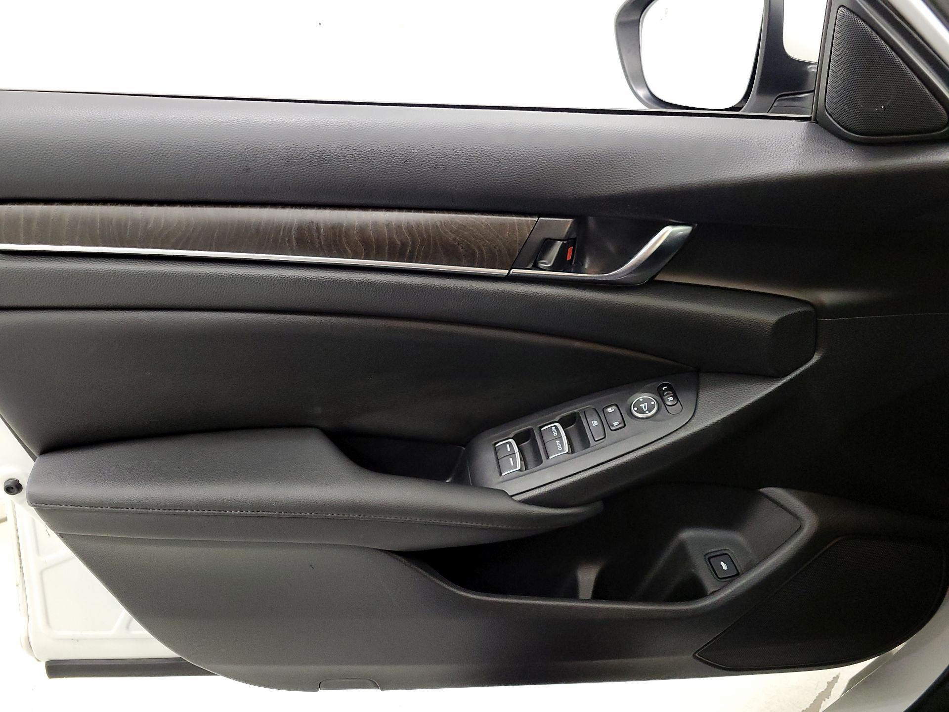 Thumbnail: 2020 Honda Accord - 12