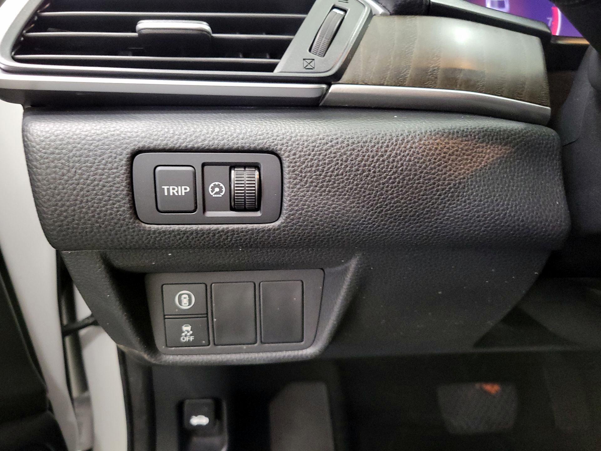 Thumbnail: 2020 Honda Accord - 13