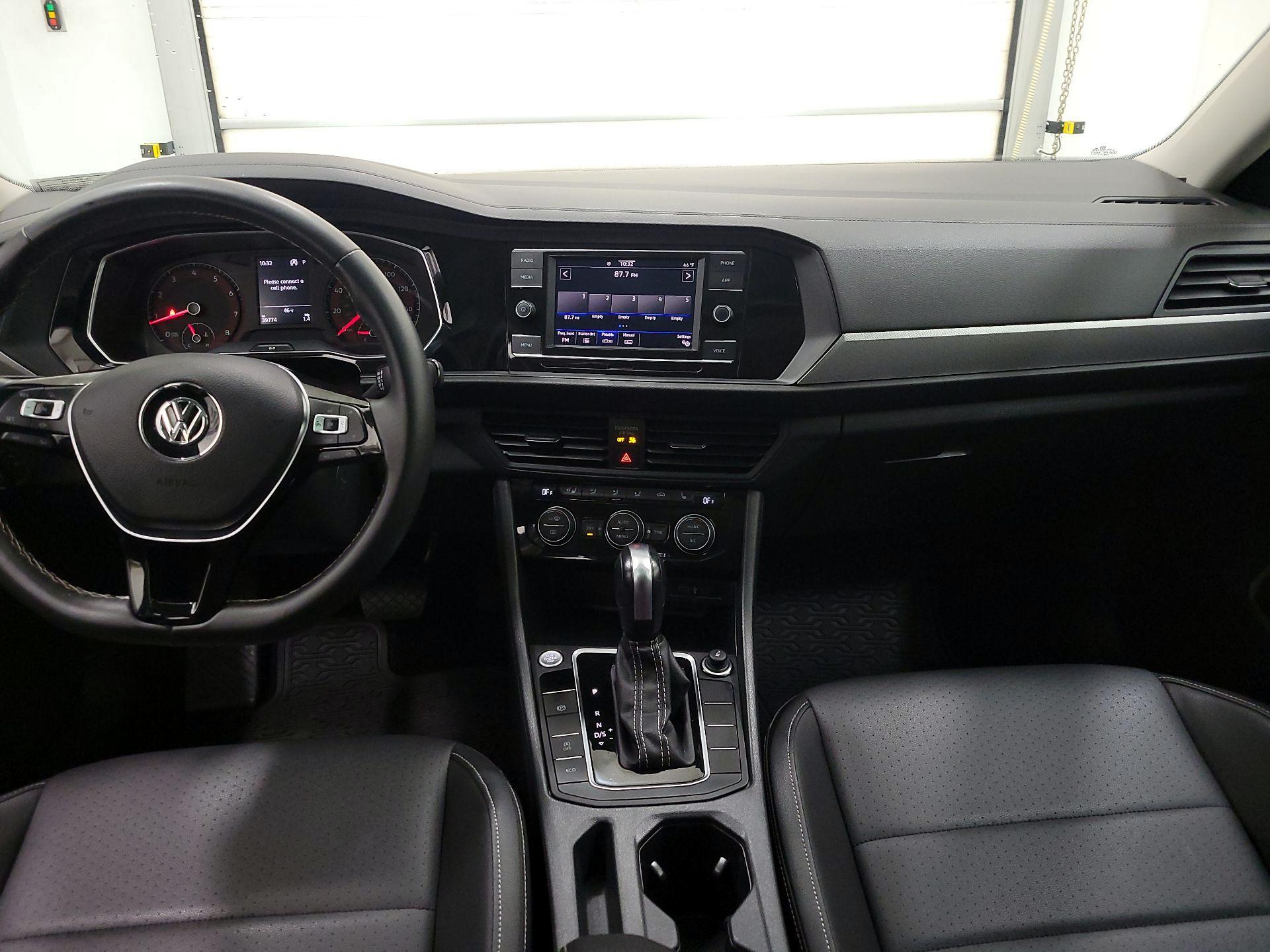 Thumbnail: 2021 Volkswagen Jetta - 9