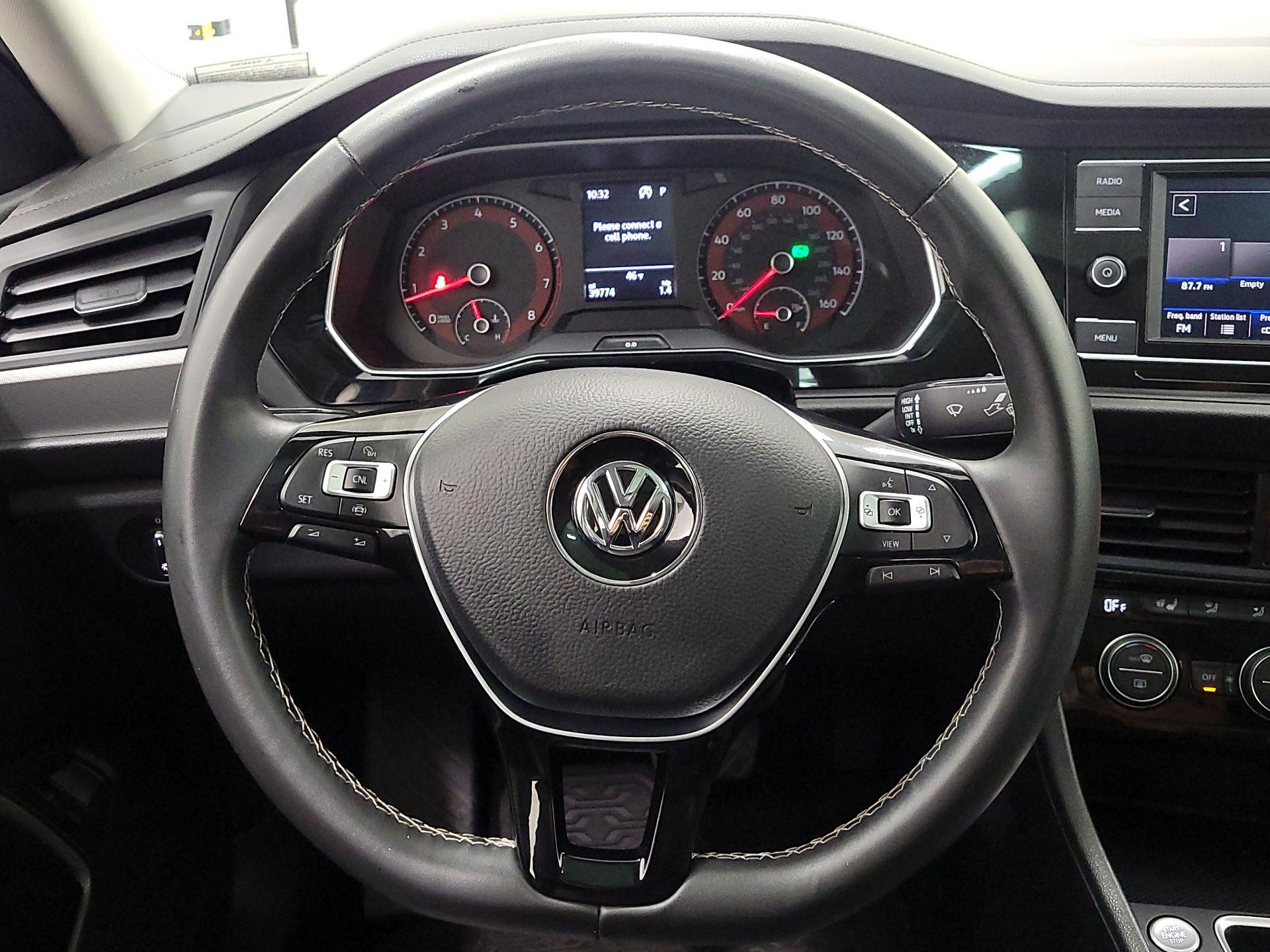 Thumbnail: 2021 Volkswagen Jetta - 10